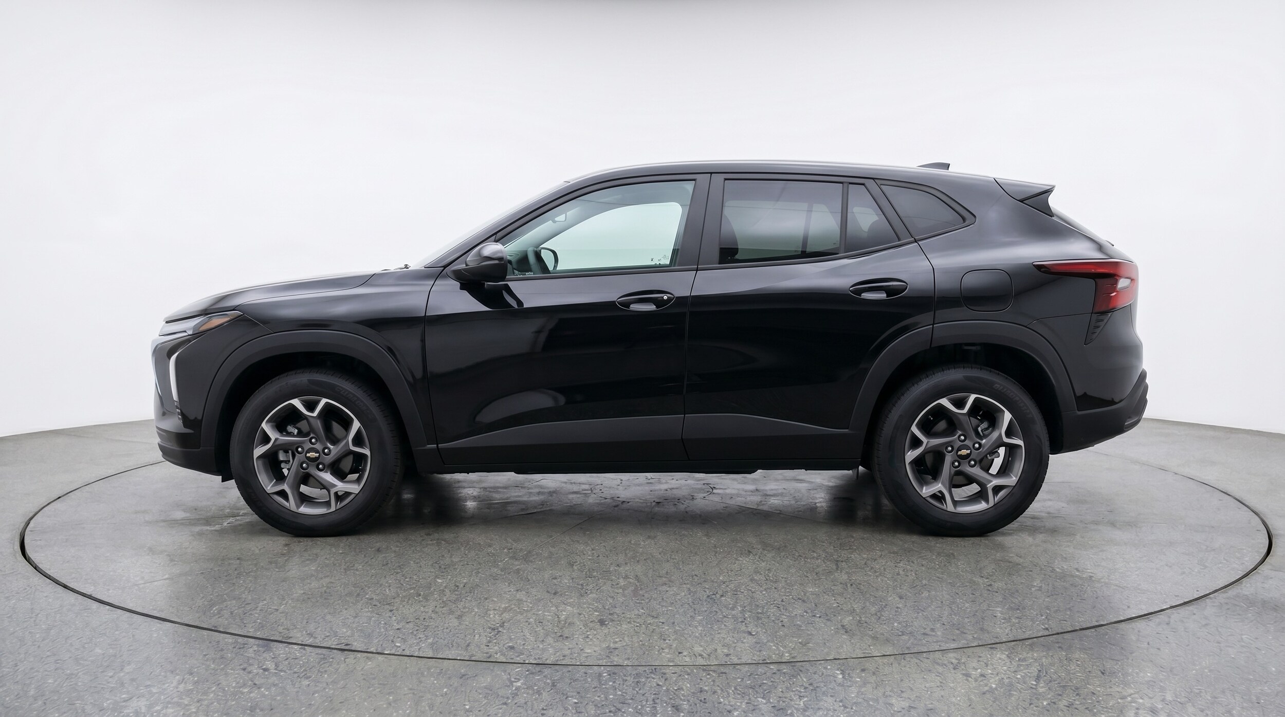 Thumbnail: 2025 Chevrolet Trax - 4