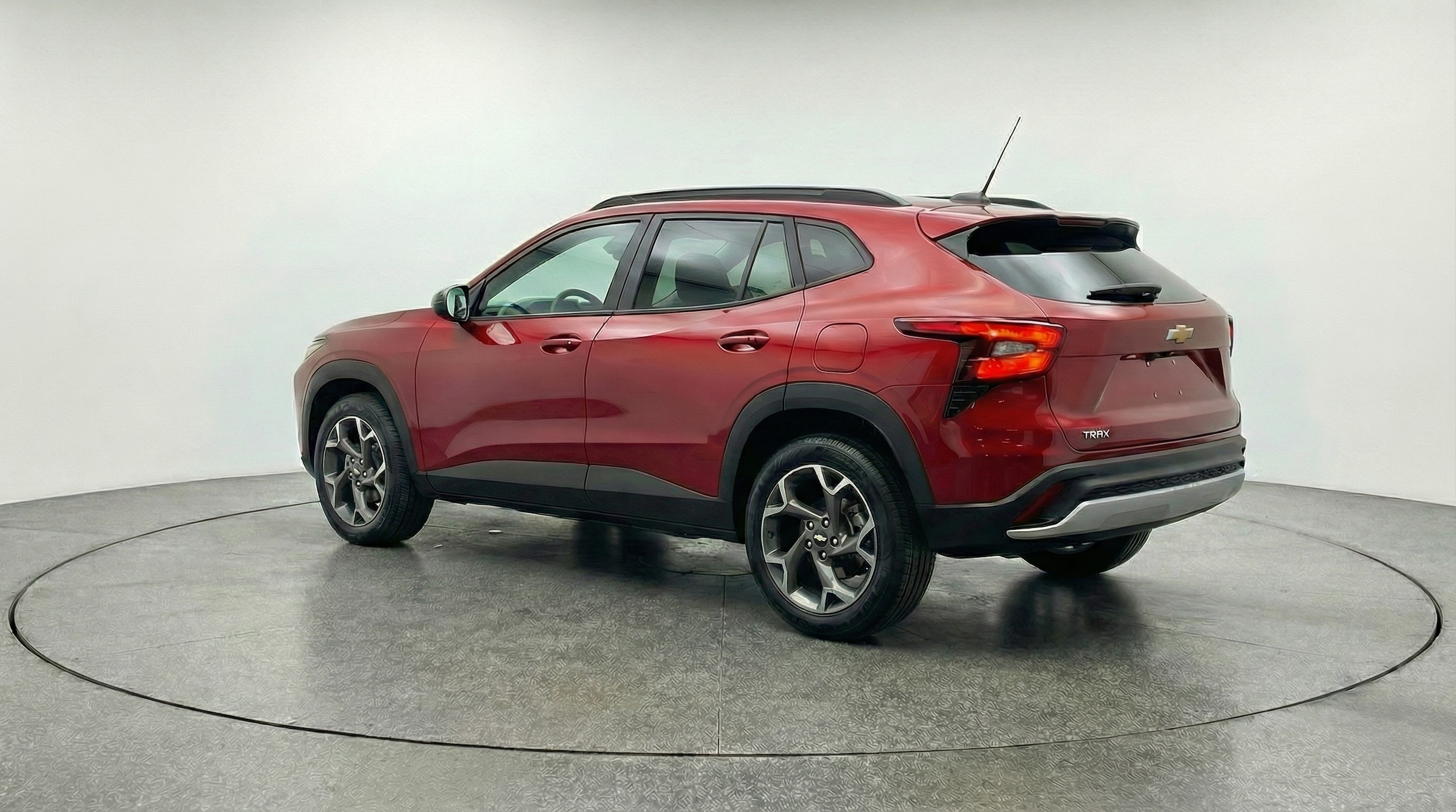 Thumbnail: 2025 Chevrolet Trax - 5