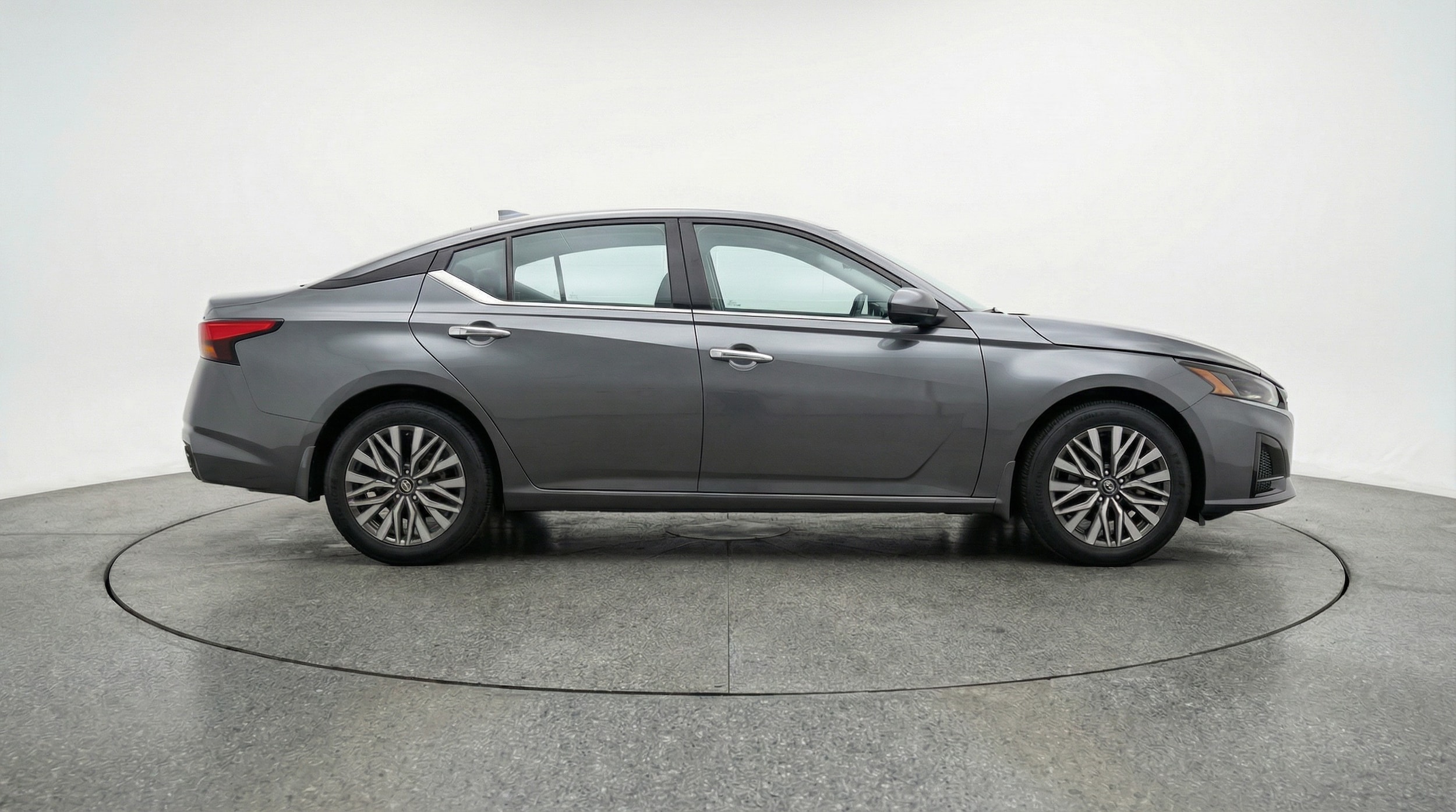 Thumbnail: 2025 Nissan Altima - 8