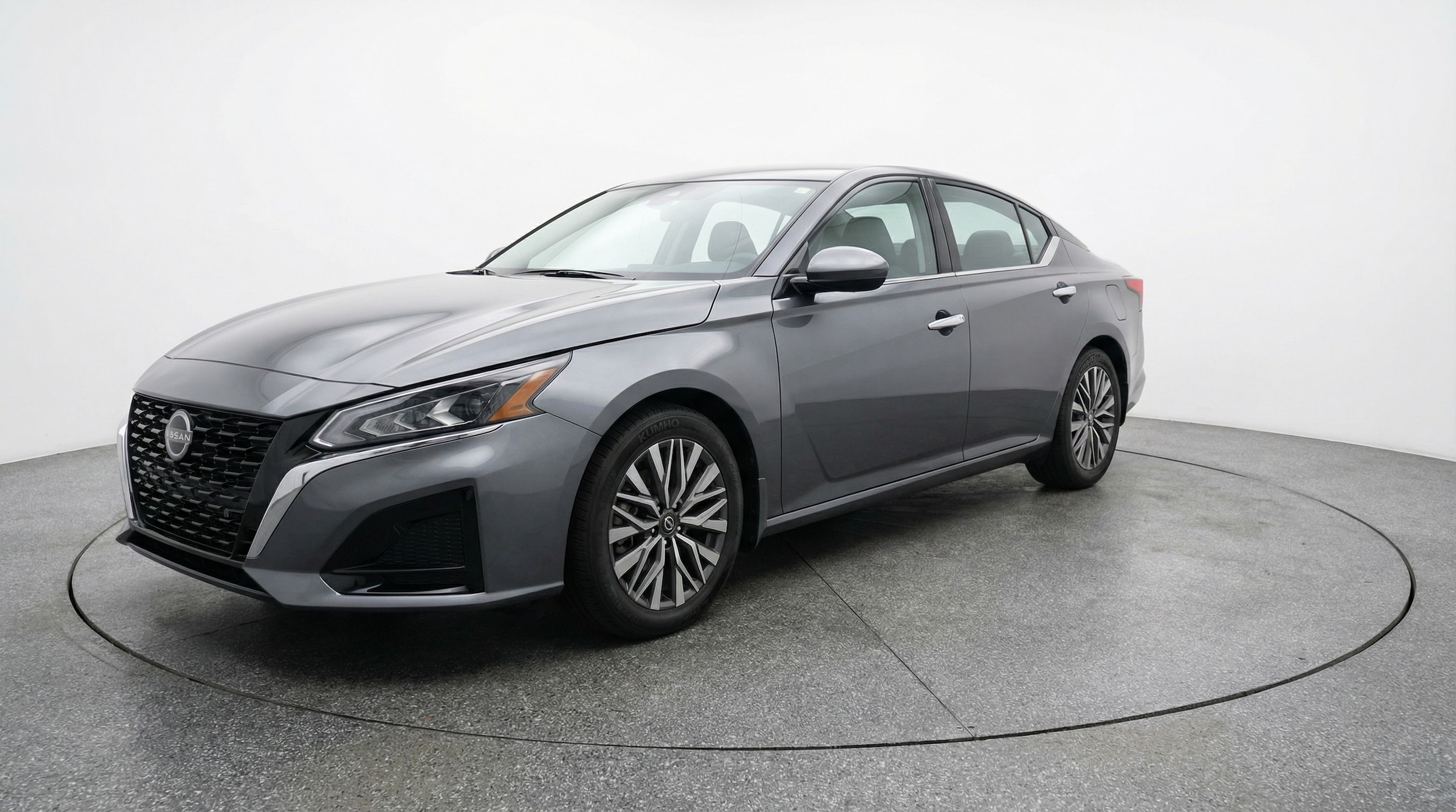 Thumbnail: 2025 Nissan Altima - 3