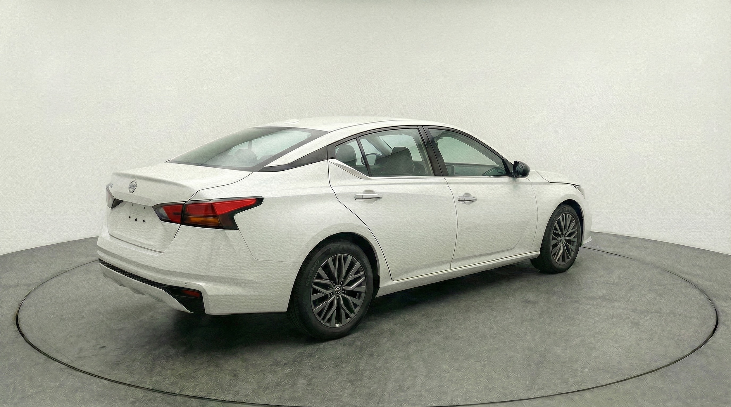 Thumbnail: 2025 Nissan Altima - 7