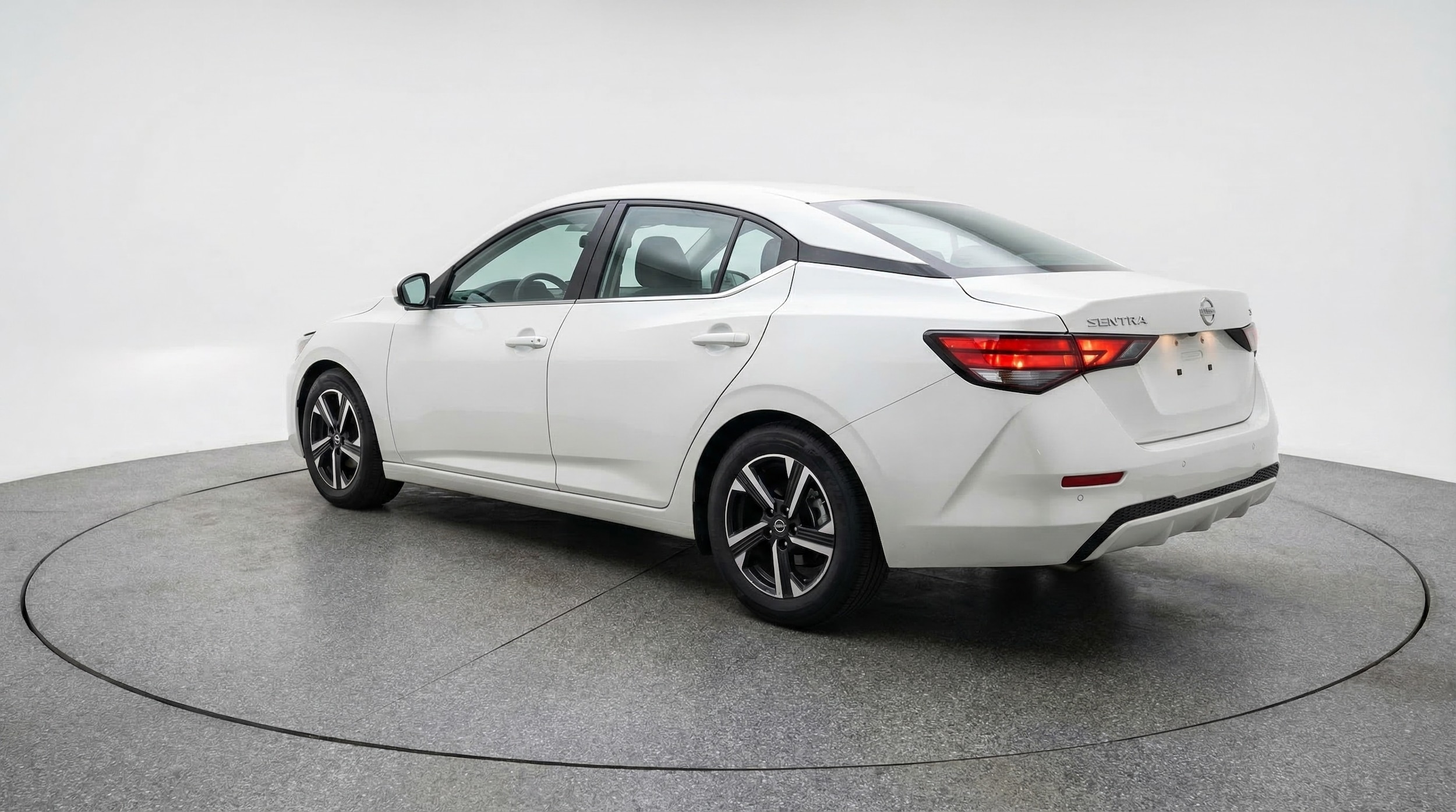 Thumbnail: 2025 Nissan Sentra - 5