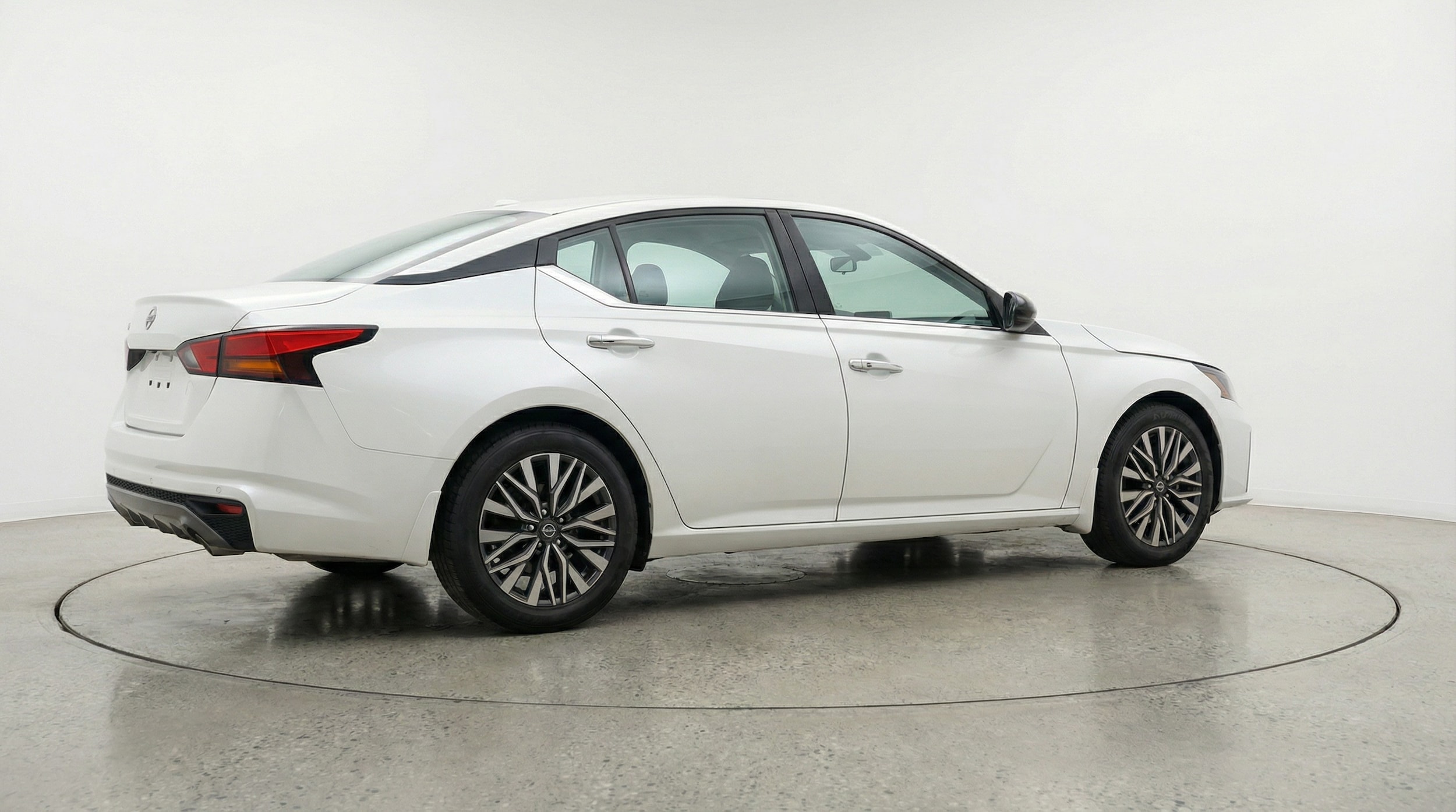 Thumbnail: 2025 Nissan Altima - 7