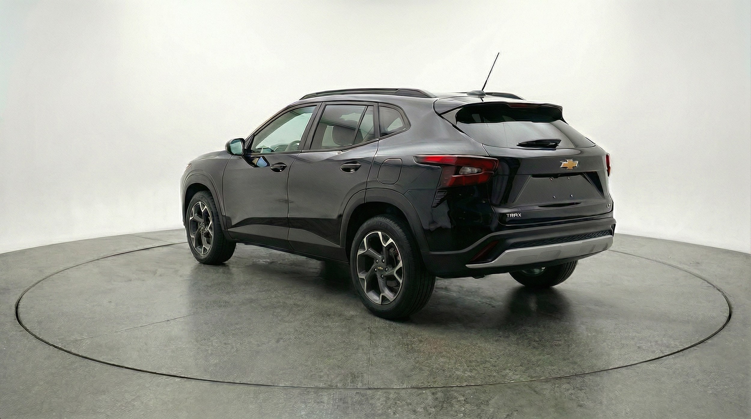 Thumbnail: 2025 Chevrolet Trax - 5