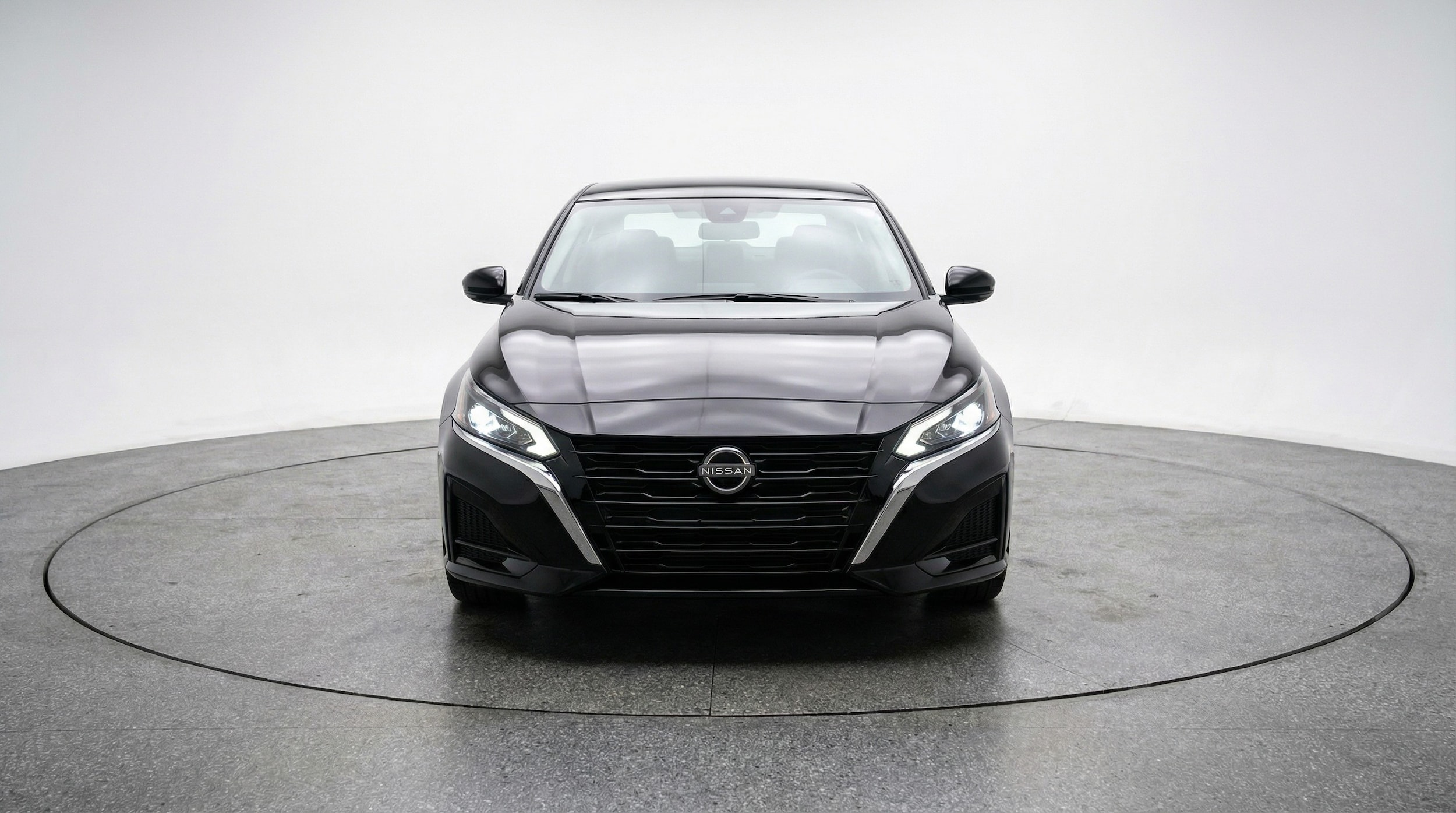 Thumbnail: 2025 Nissan Altima - 2