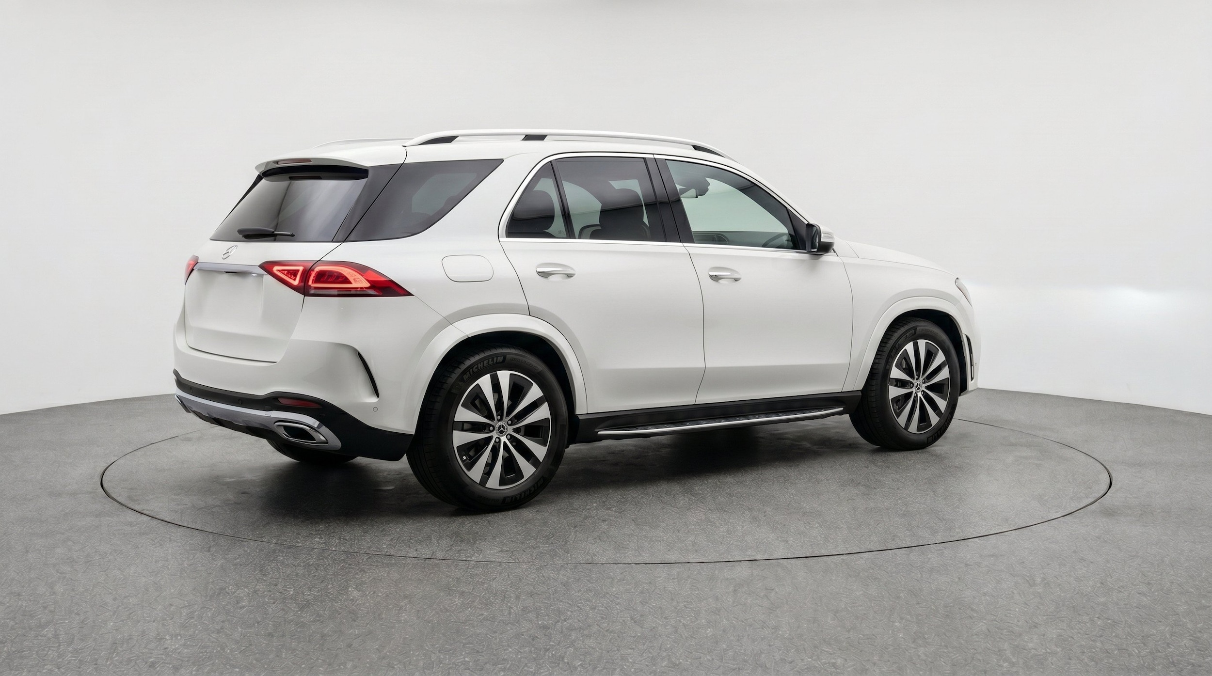 Thumbnail: 2026 Mercedes-Benz GLE - 9