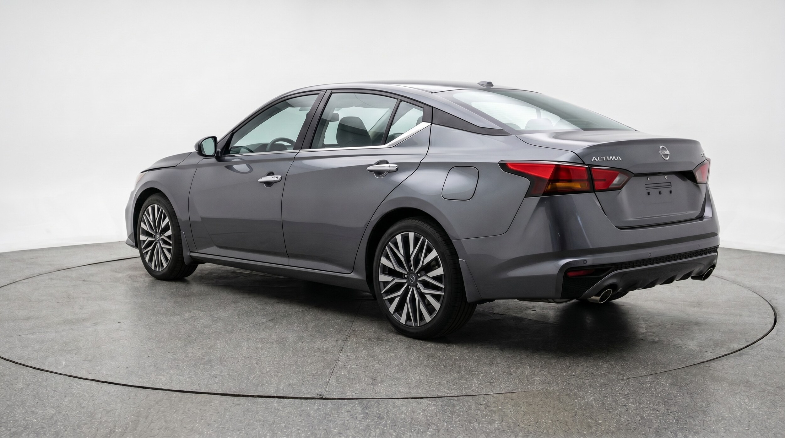 Thumbnail: 2025 Nissan Altima - 5