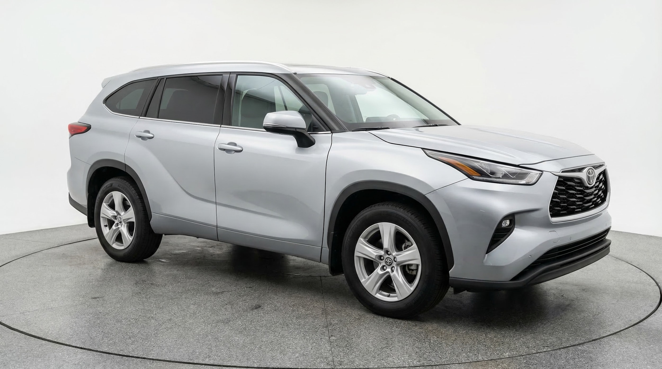 Thumbnail: 2025 Toyota Highlander - 1