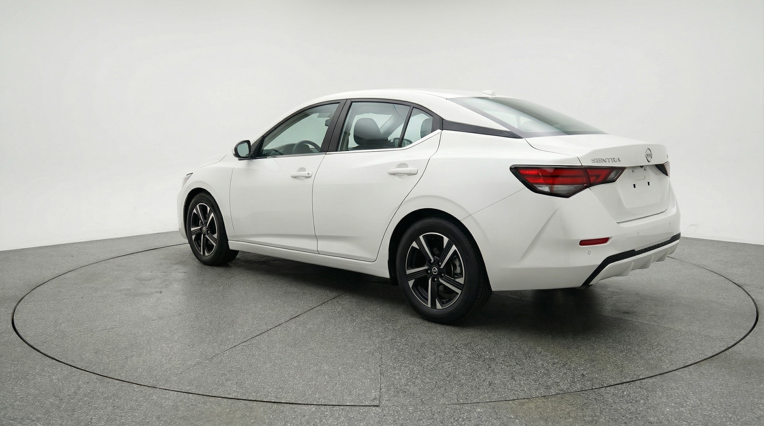 Thumbnail: 2025 Nissan Sentra - 5