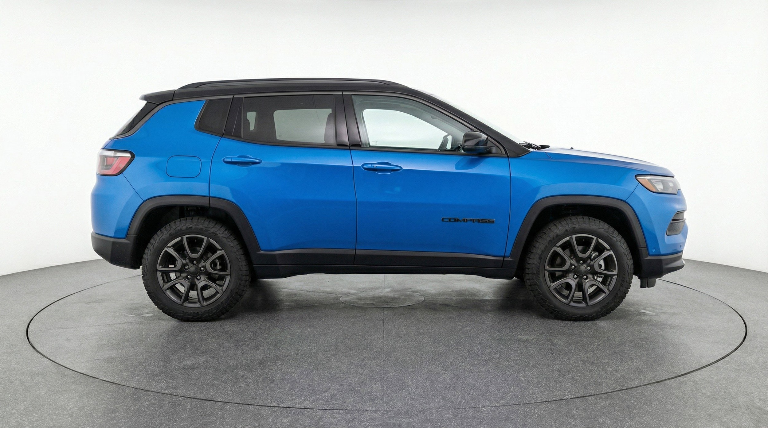 2025 Jeep Compass Trailhawk - Photo 11