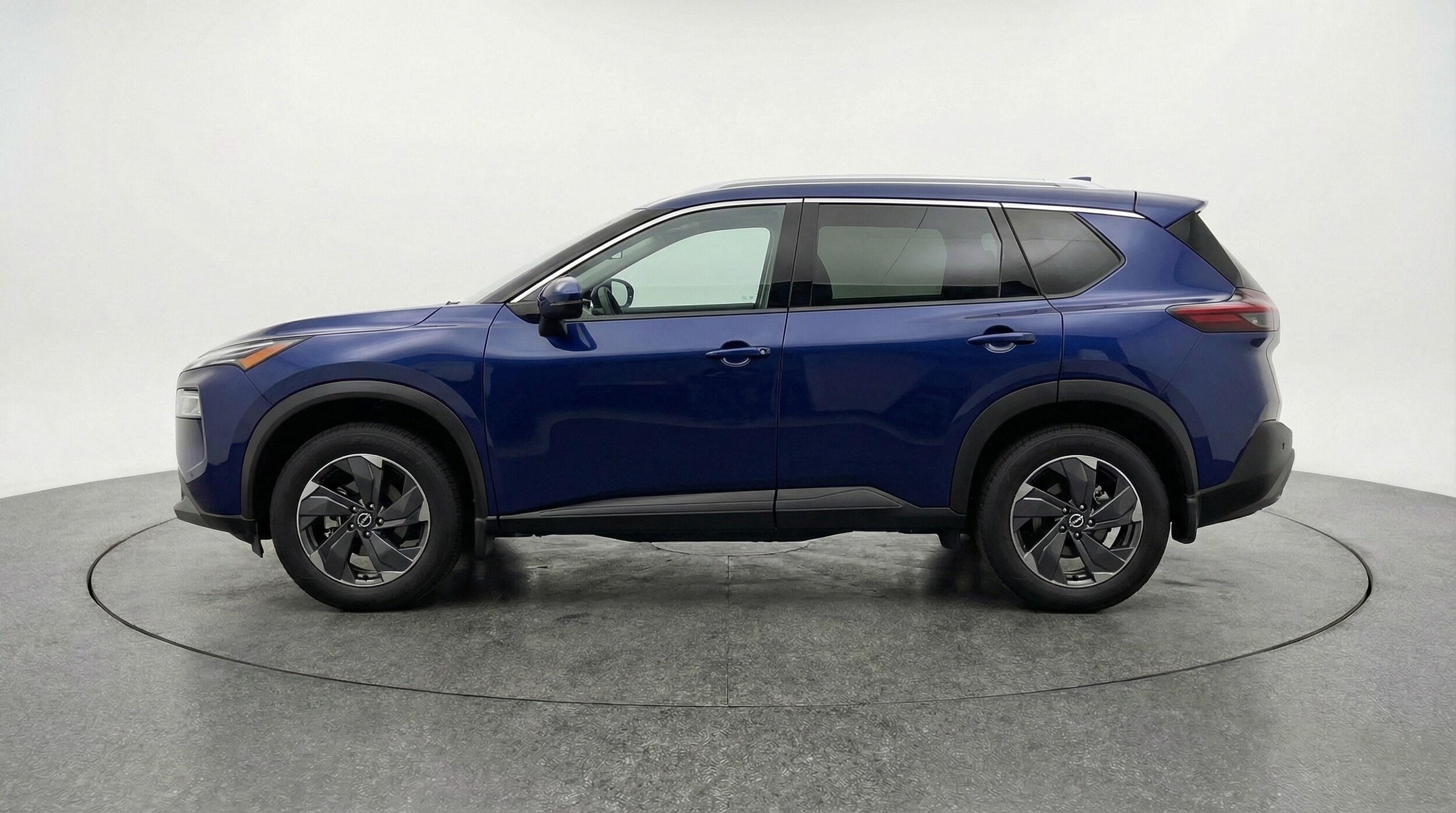 Thumbnail: 2025 Nissan Rogue - 4