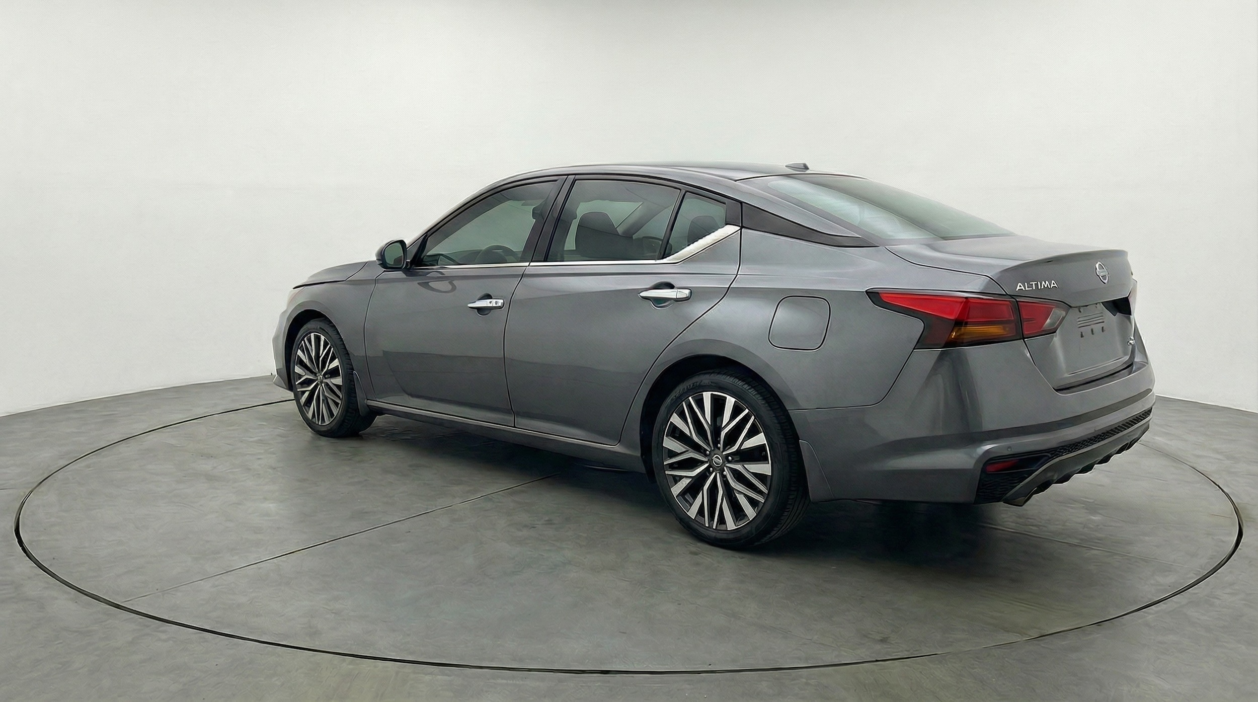 Thumbnail: 2025 Nissan Altima - 5