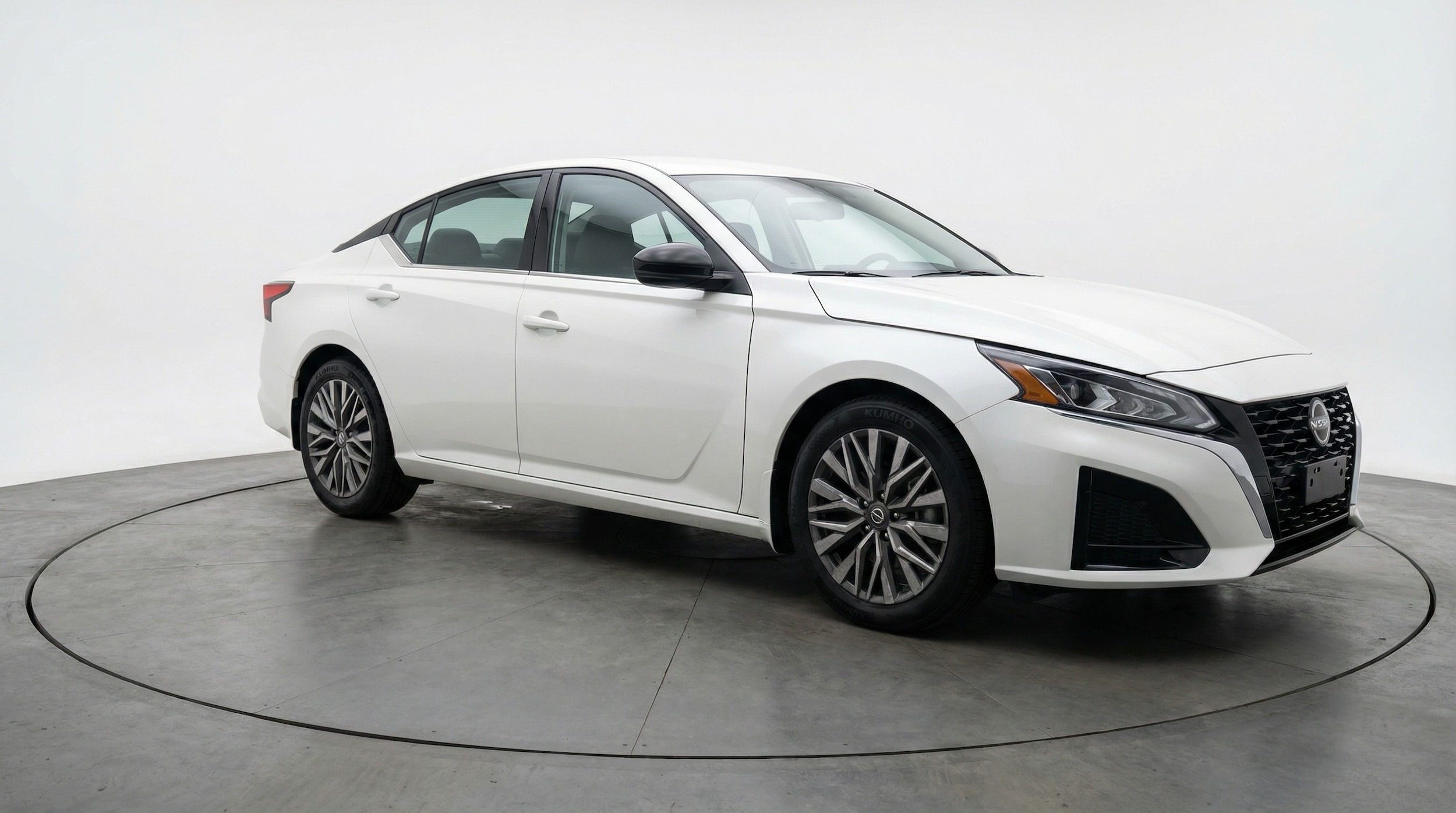 Thumbnail: 2025 Nissan Altima - 1