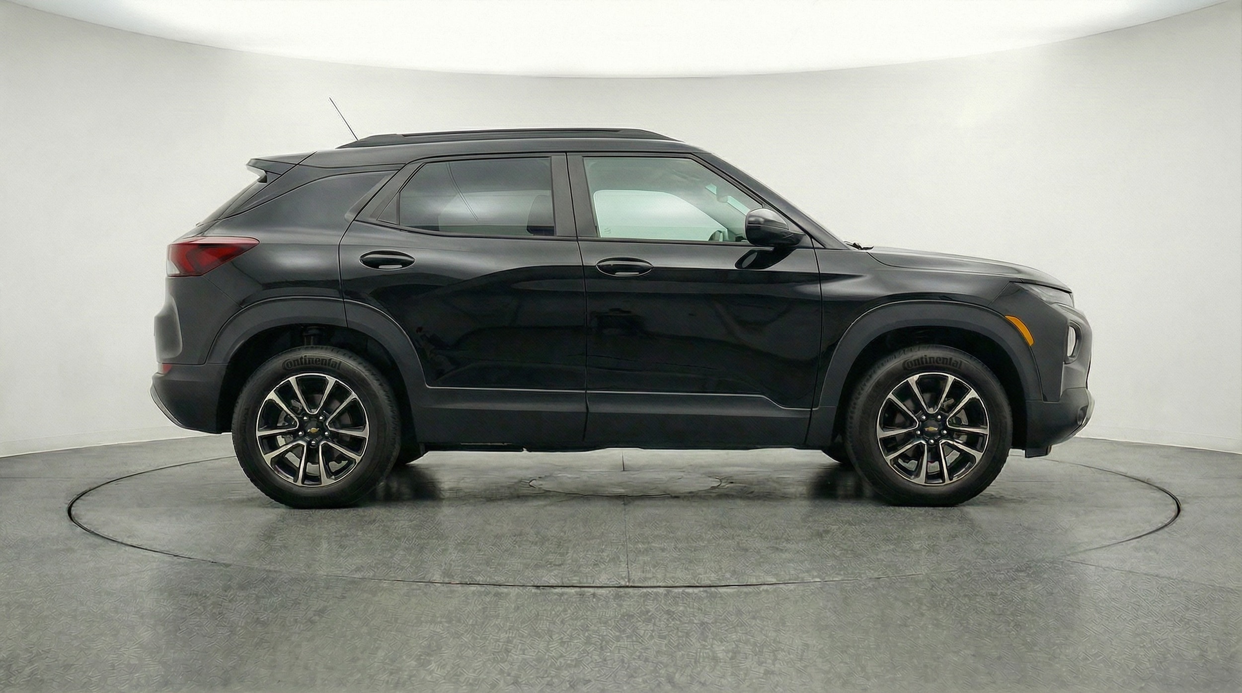 Thumbnail: 2025 Chevrolet TrailBlazer - 8