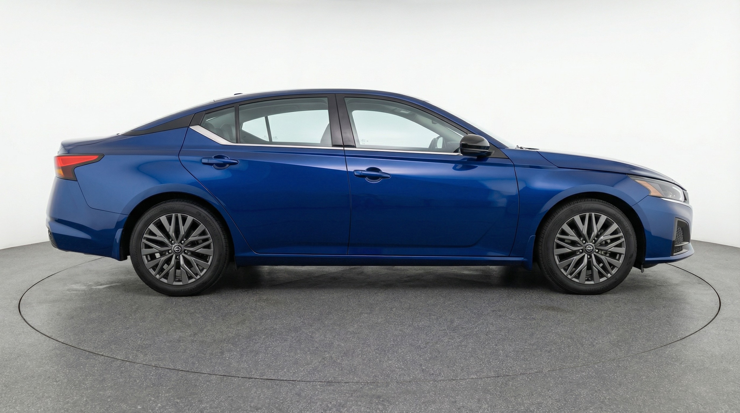 Thumbnail: 2025 Nissan Altima - 8