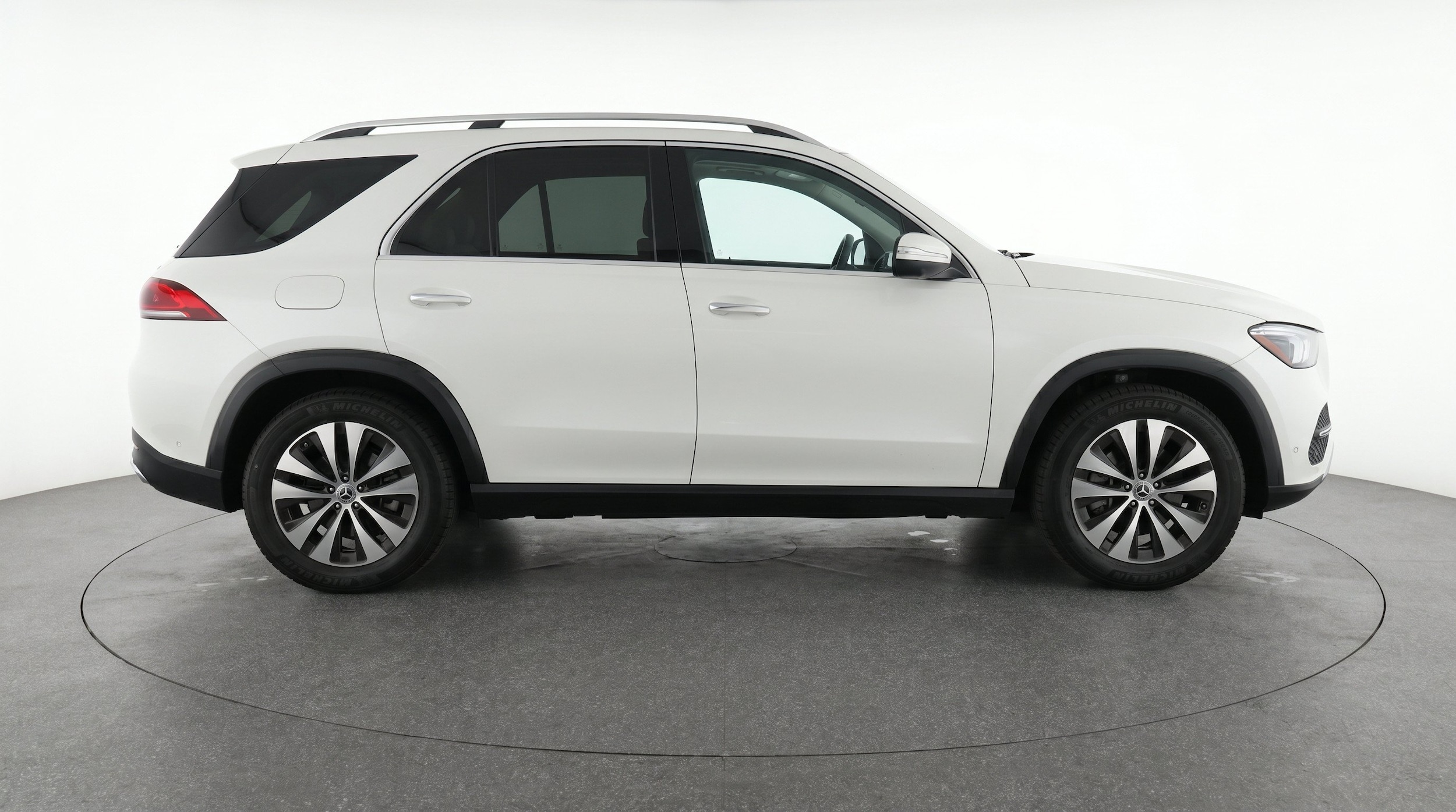 Thumbnail: 2026 Mercedes-Benz GLE - 5