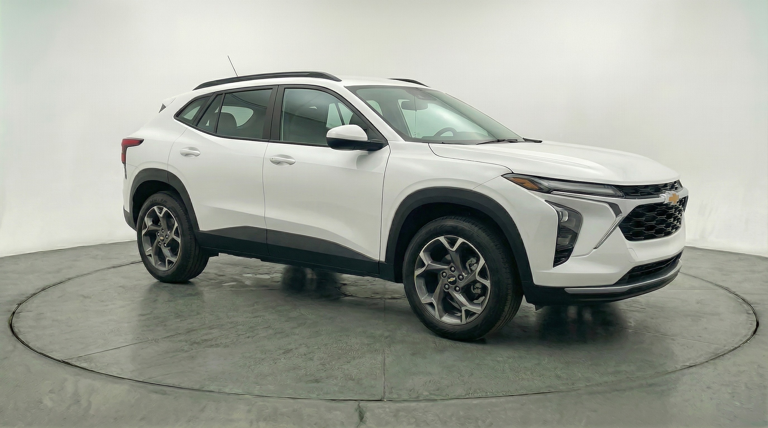 Thumbnail: 2025 Chevrolet Trax - 1