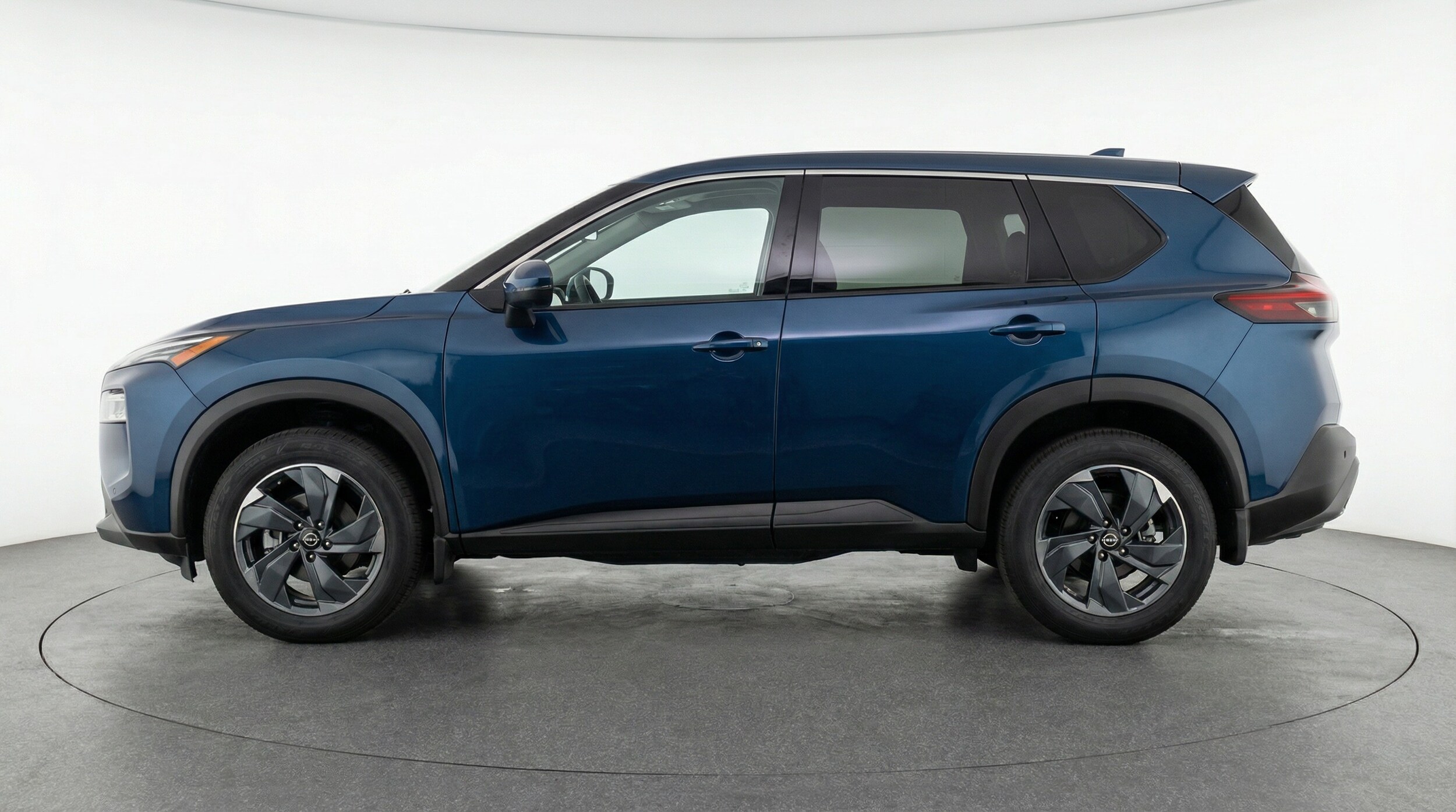 Thumbnail: 2025 Nissan Rogue - 4