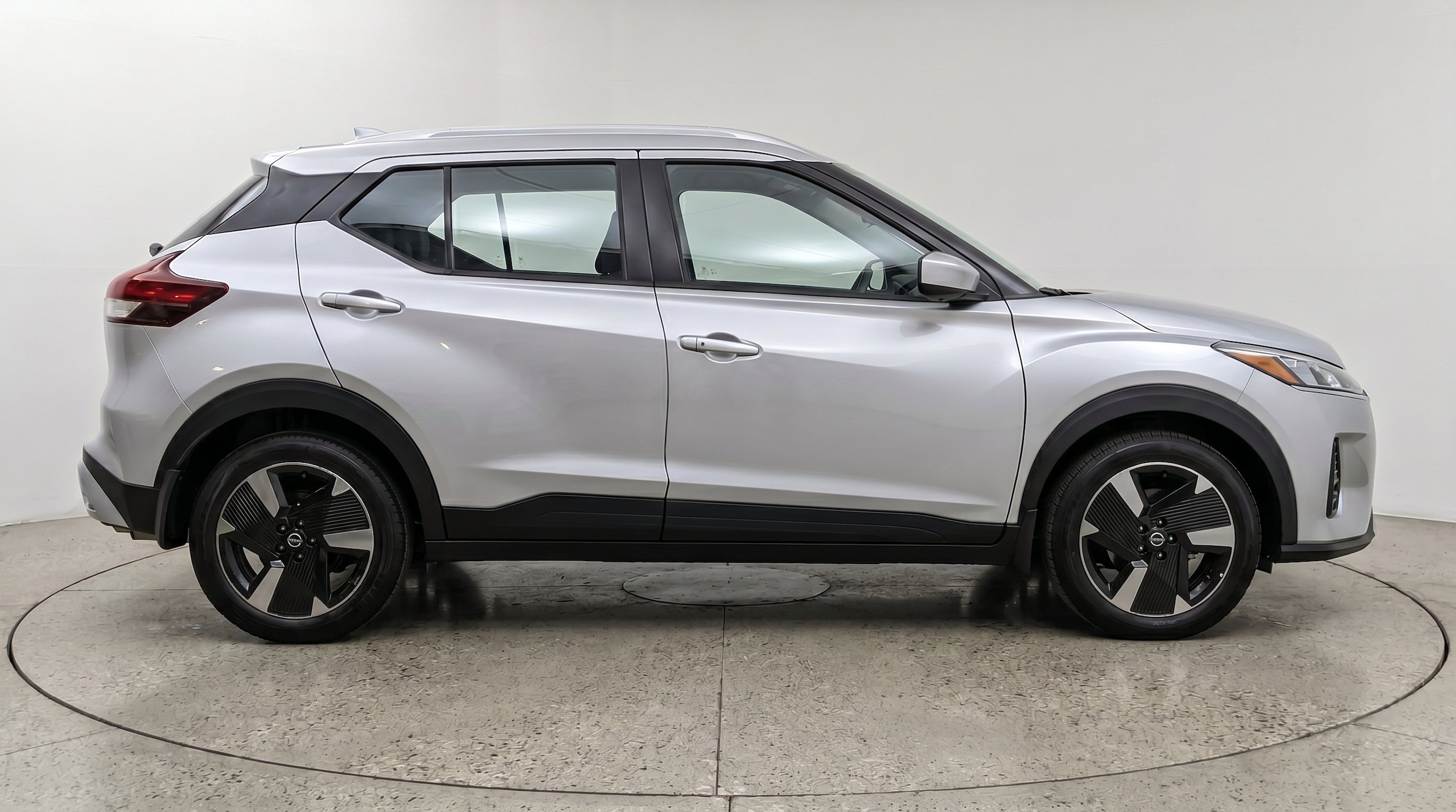 Thumbnail: 2026 Nissan Kicks - 11