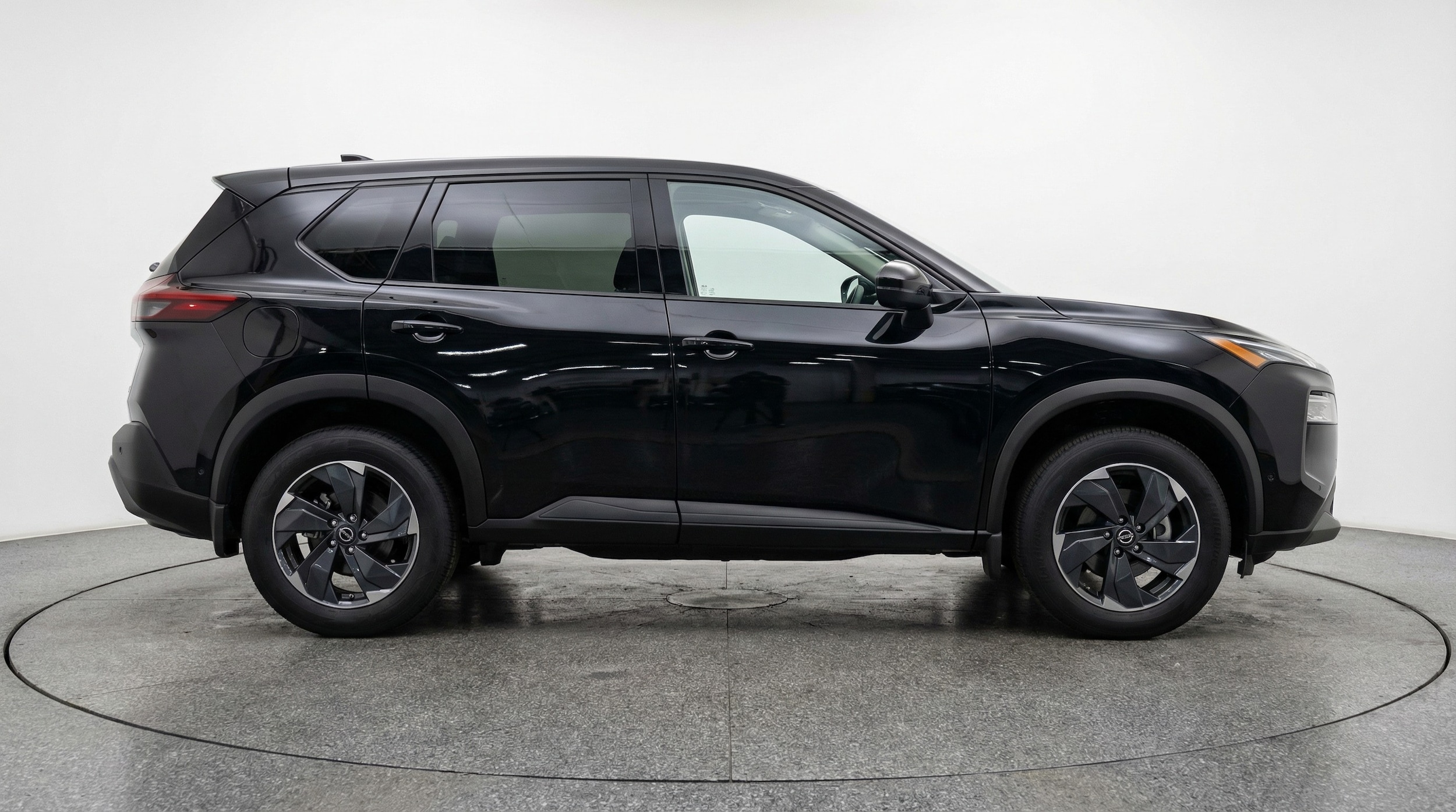 Thumbnail: 2025 Nissan Rogue - 8