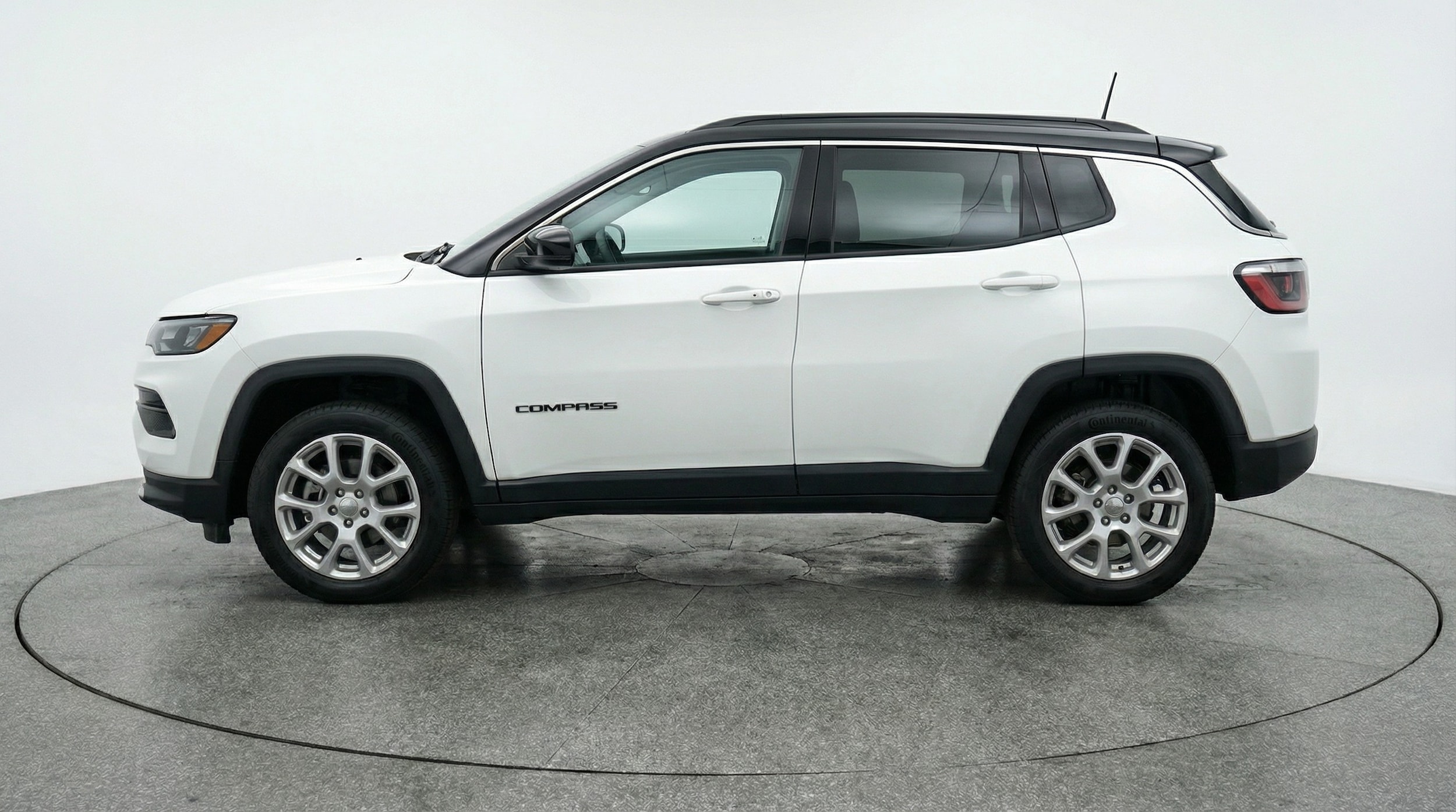 Thumbnail: 2025 Jeep Compass - 4