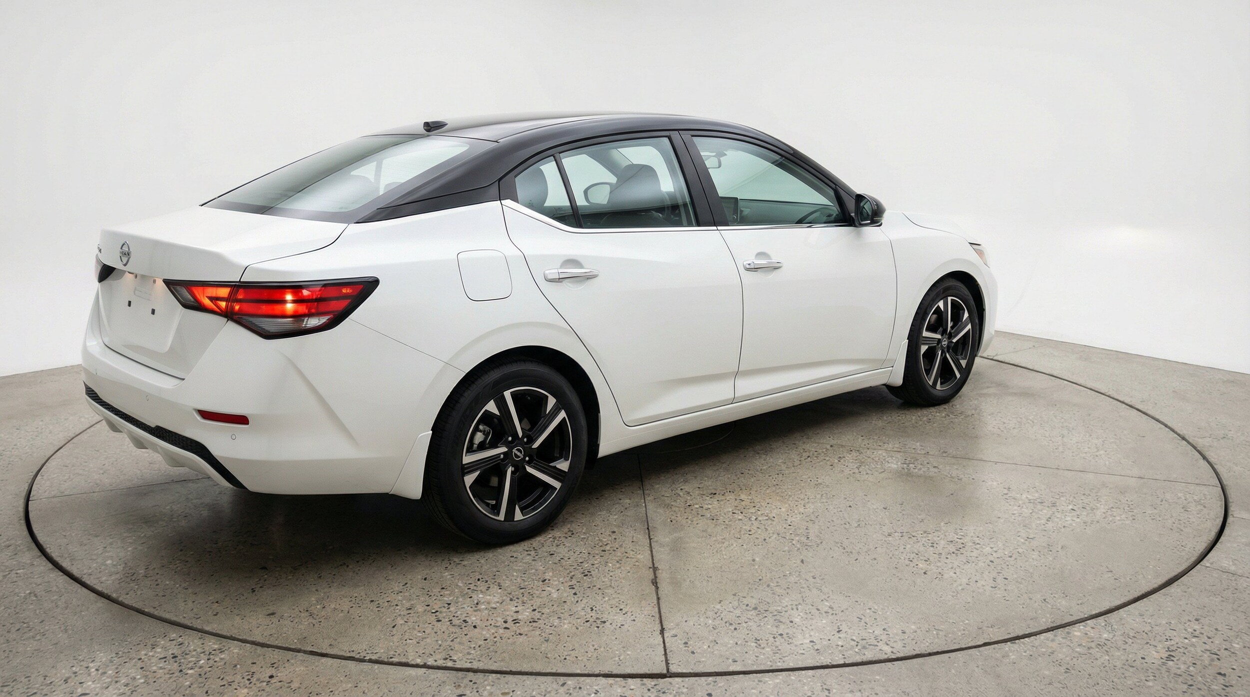 Thumbnail: 2025 Nissan Sentra - 9