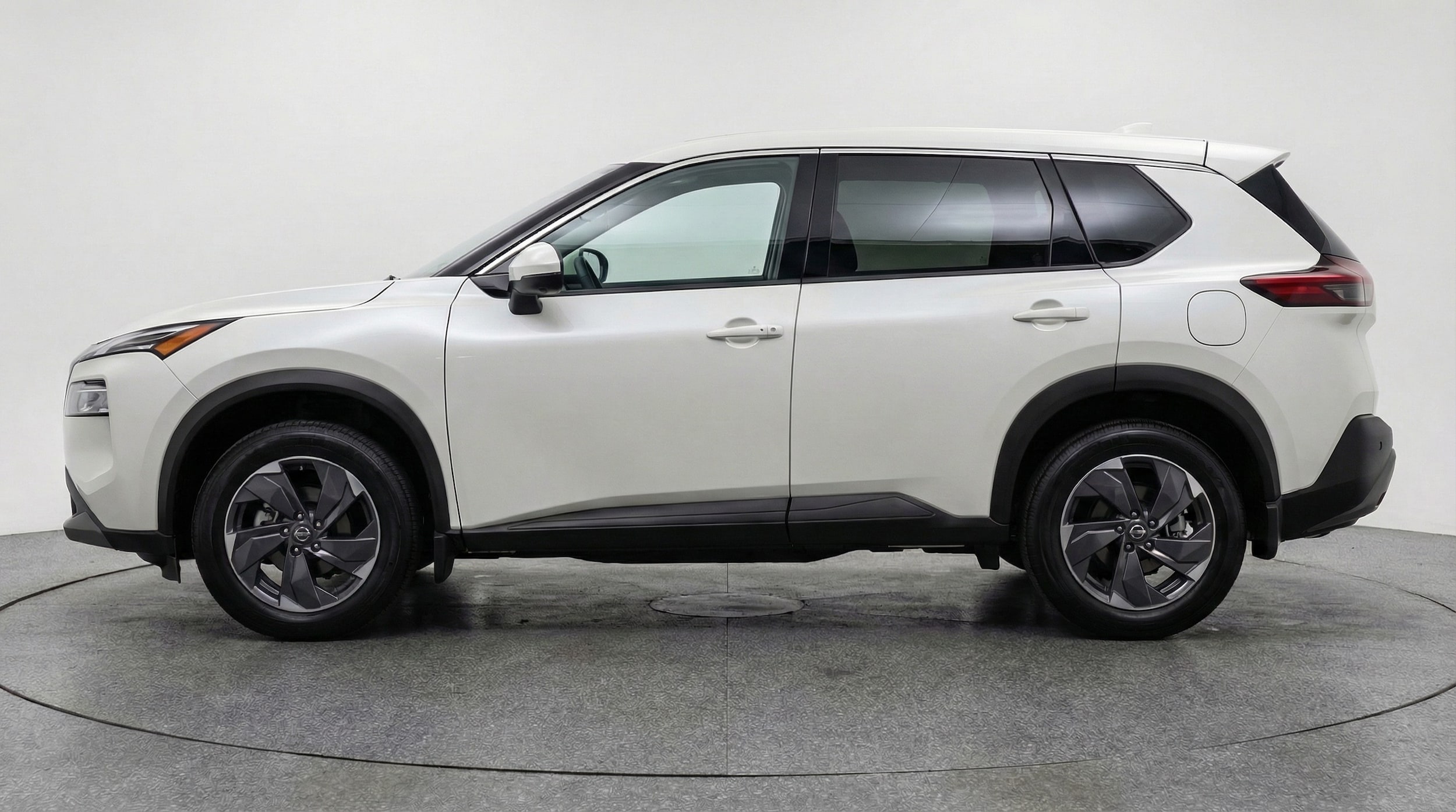 Thumbnail: 2025 Nissan Rogue - 4
