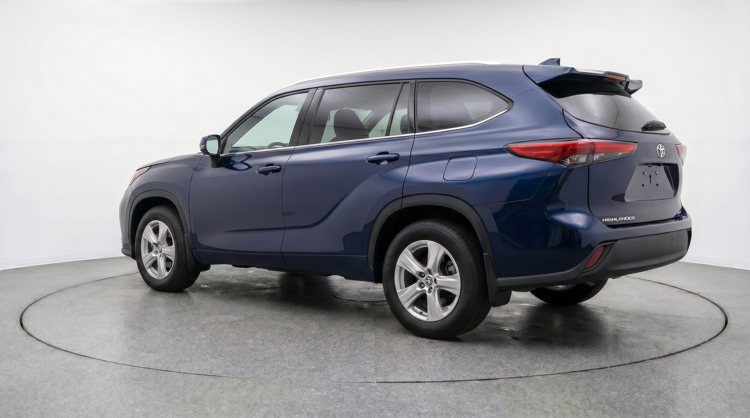 Thumbnail: 2025 Toyota Highlander - 6