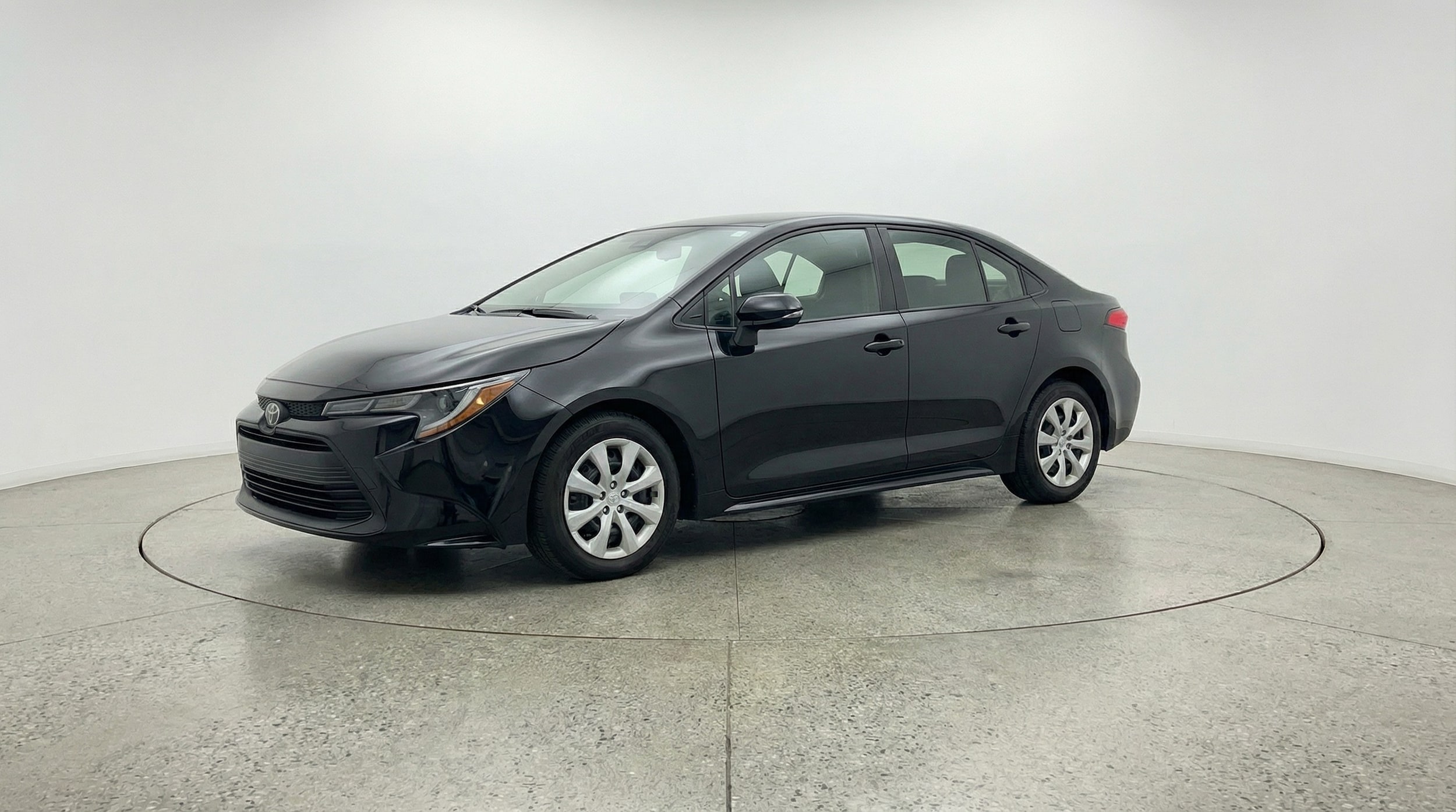 Thumbnail: 2025 Toyota Corolla - 3
