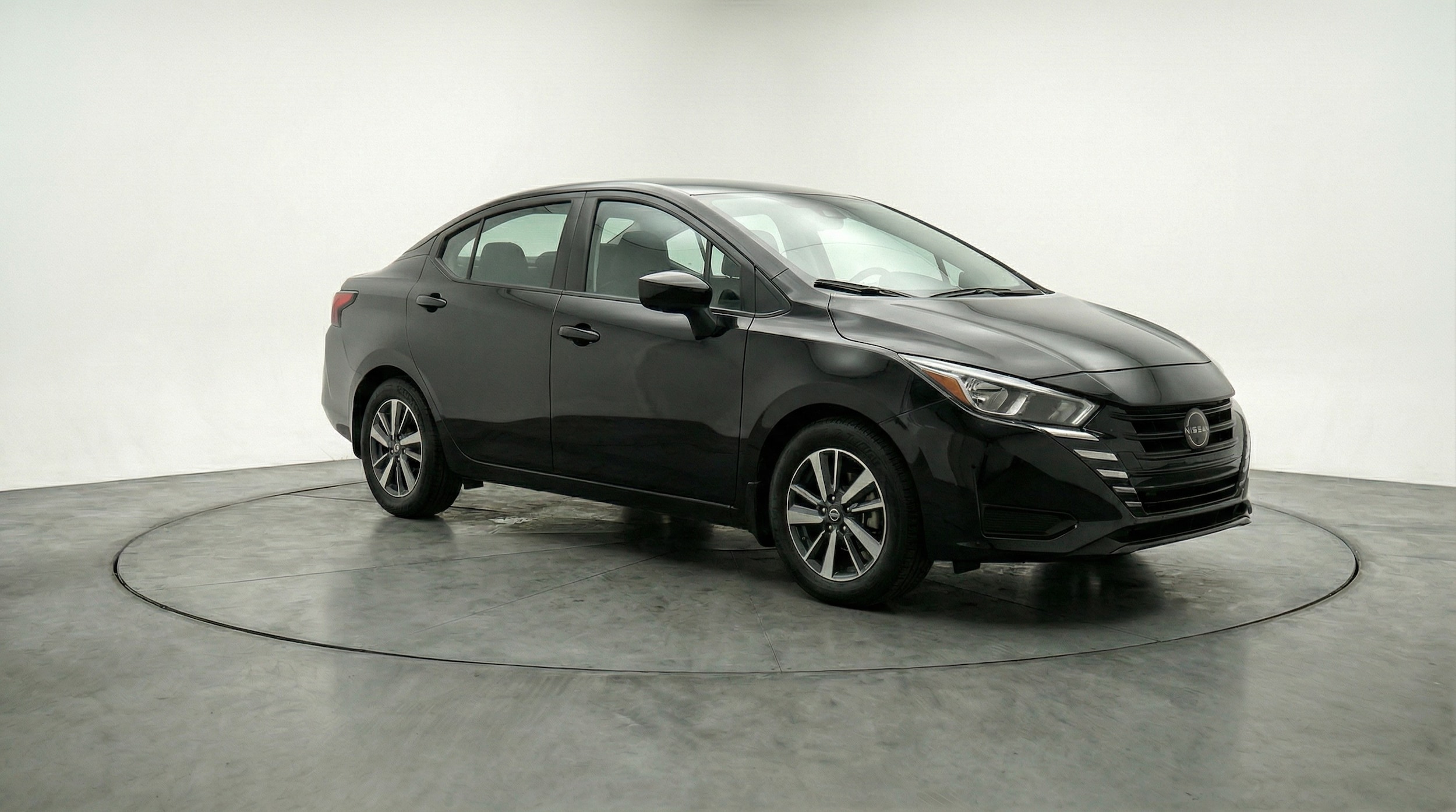 2025 Nissan Versa Sedan SV