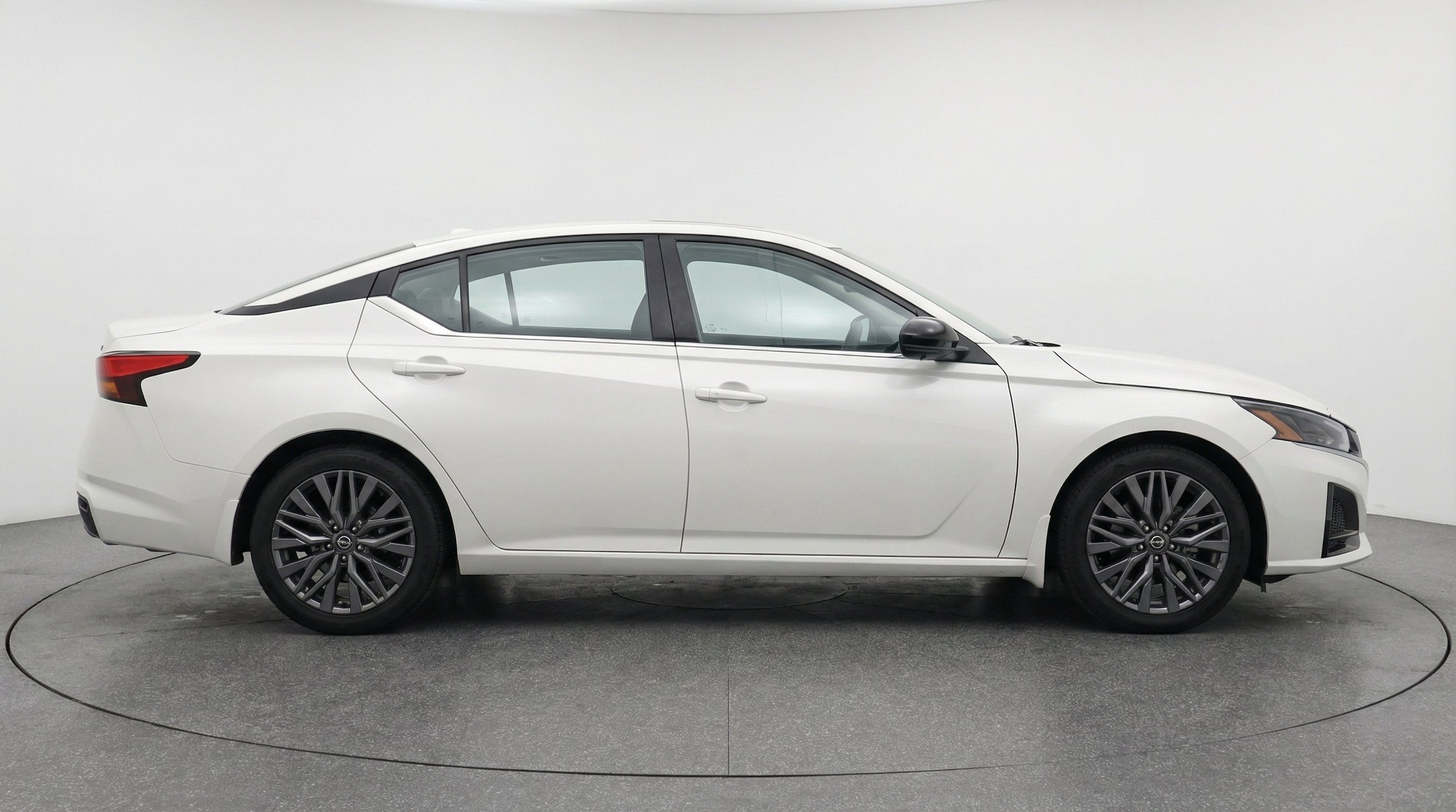 Thumbnail: 2025 Nissan Altima - 11