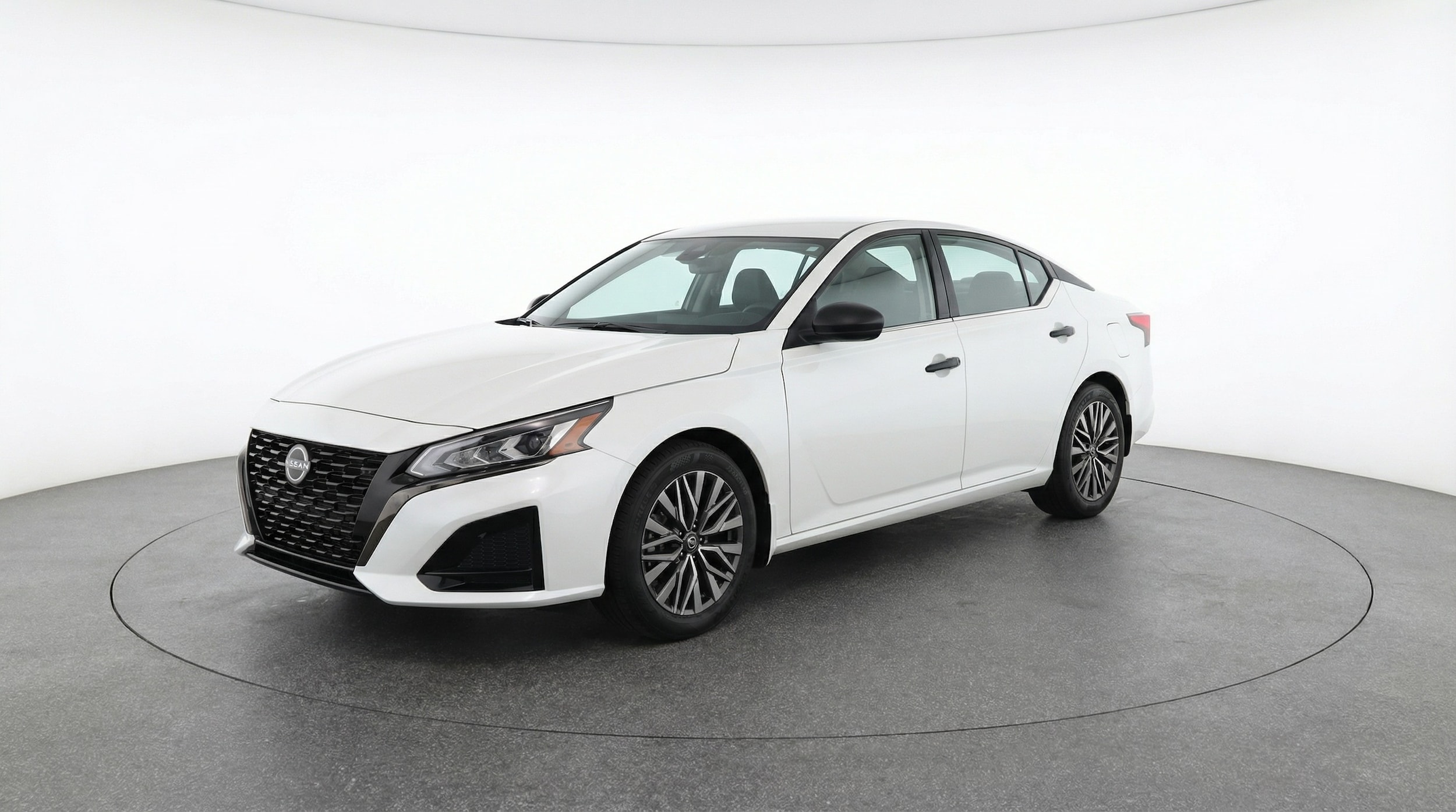 Thumbnail: 2025 Nissan Altima - 3