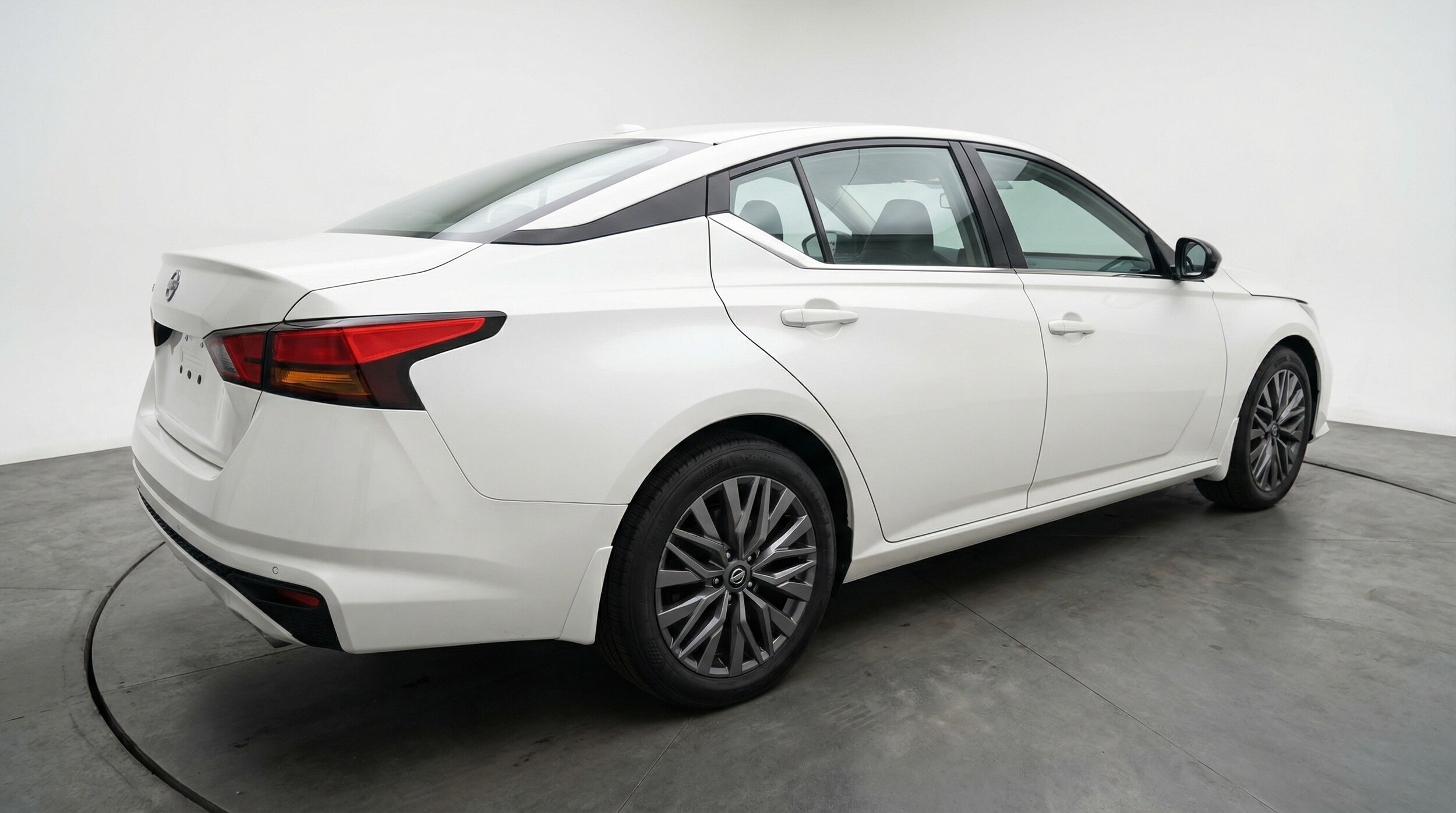 Thumbnail: 2025 Nissan Altima - 7