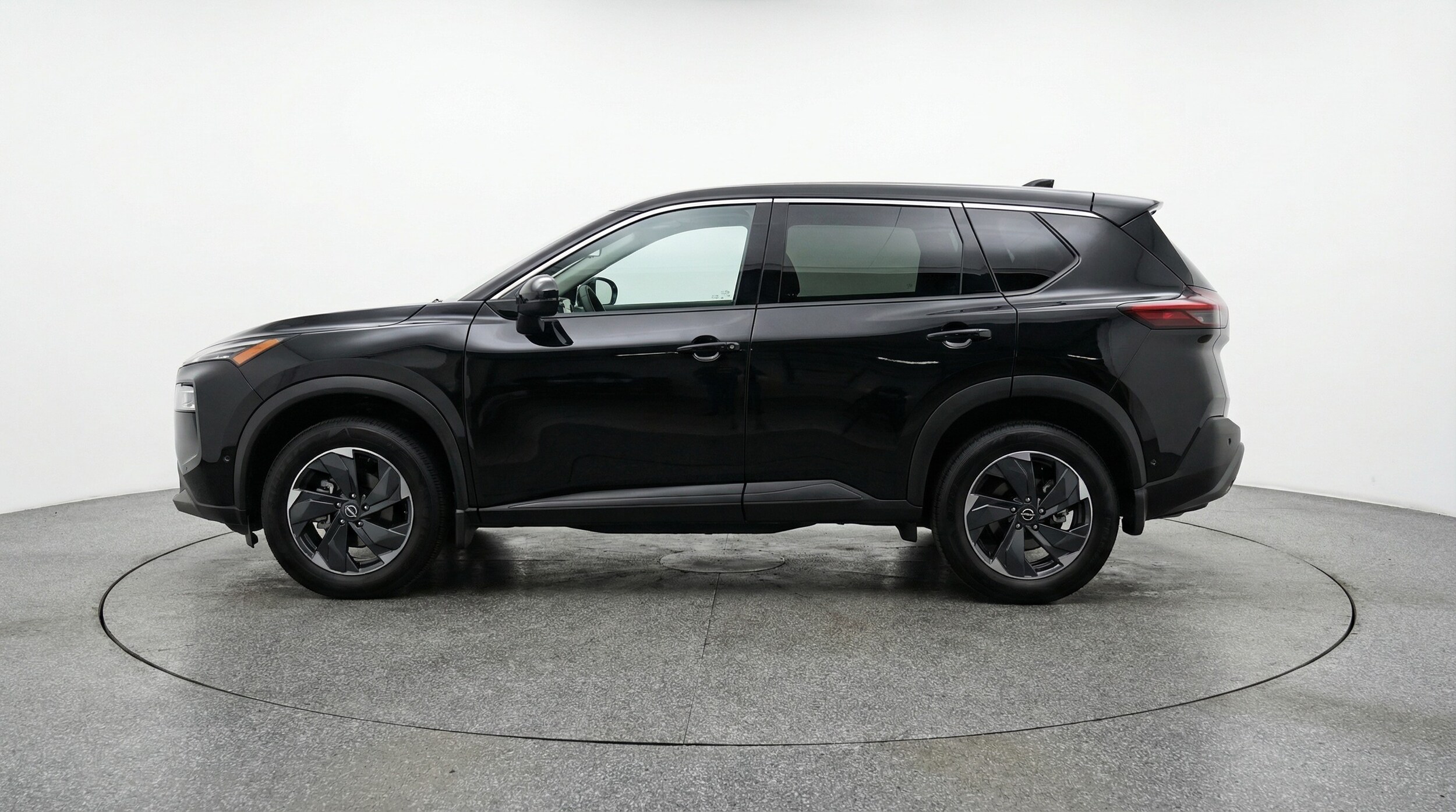 Thumbnail: 2025 Nissan Rogue - 4