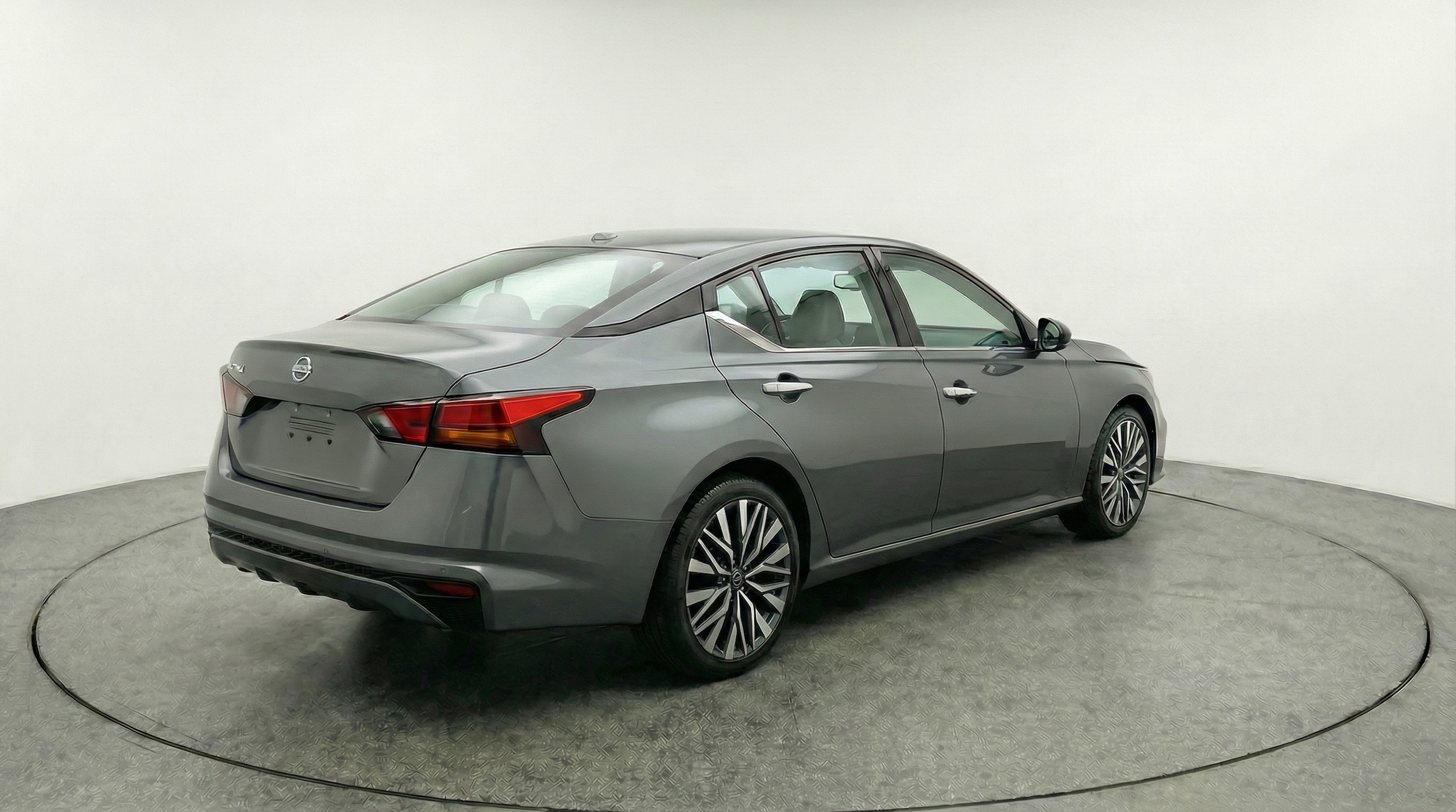 Thumbnail: 2025 Nissan Altima - 7