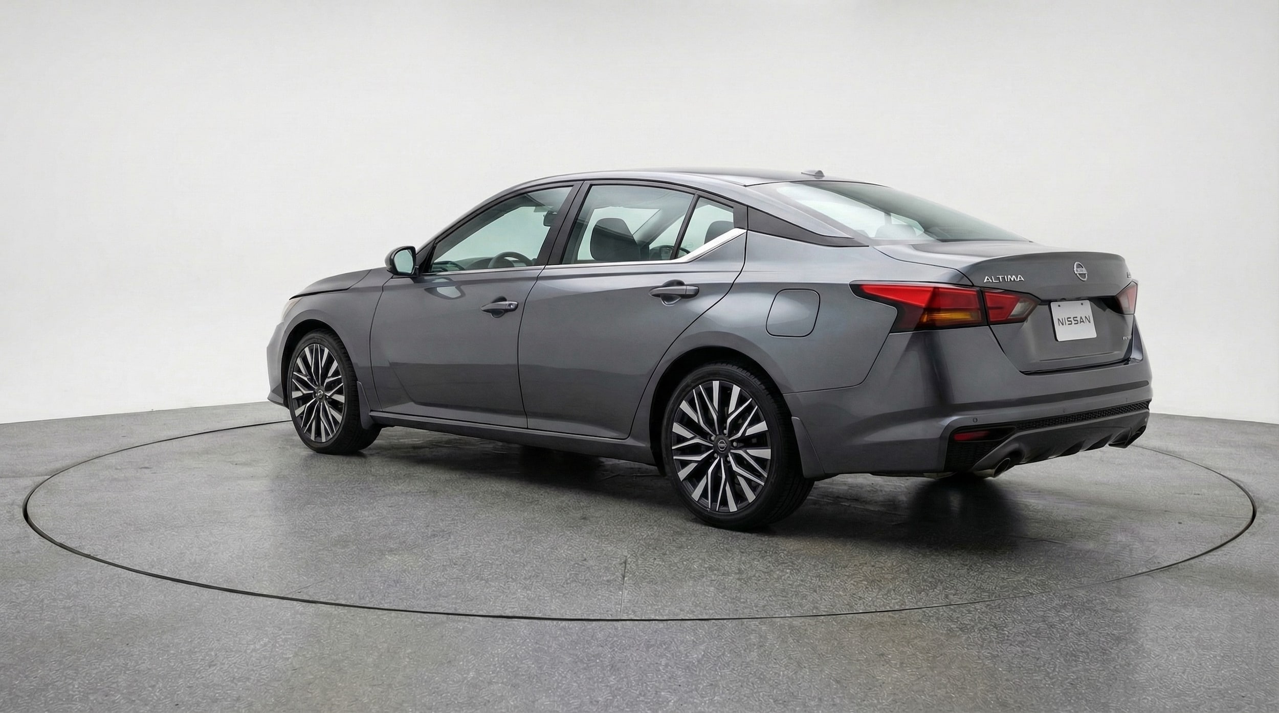 Thumbnail: 2025 Nissan Altima - 5