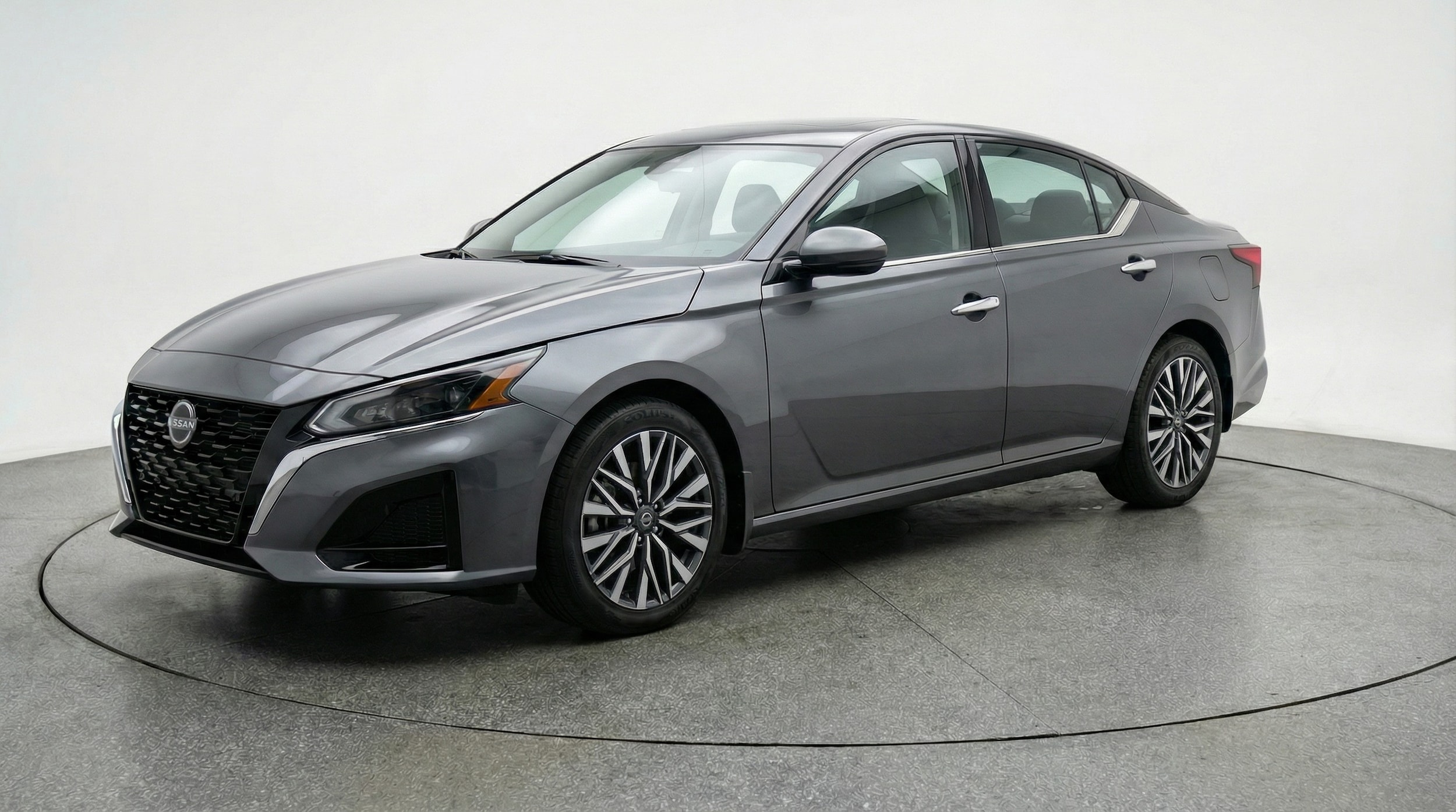 Thumbnail: 2025 Nissan Altima - 3