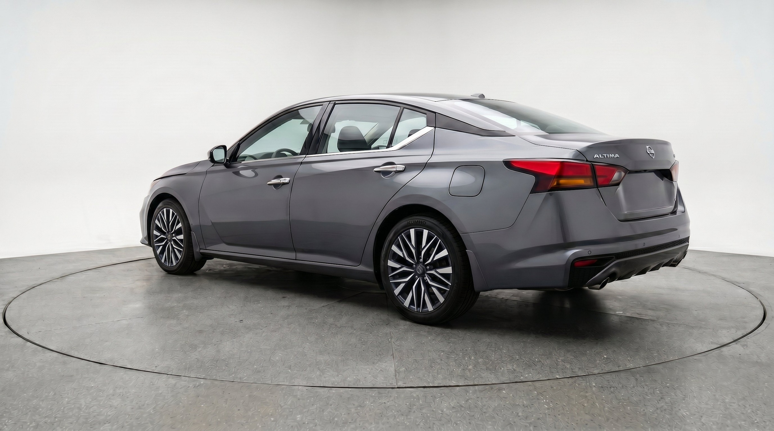 Thumbnail: 2025 Nissan Altima - 6