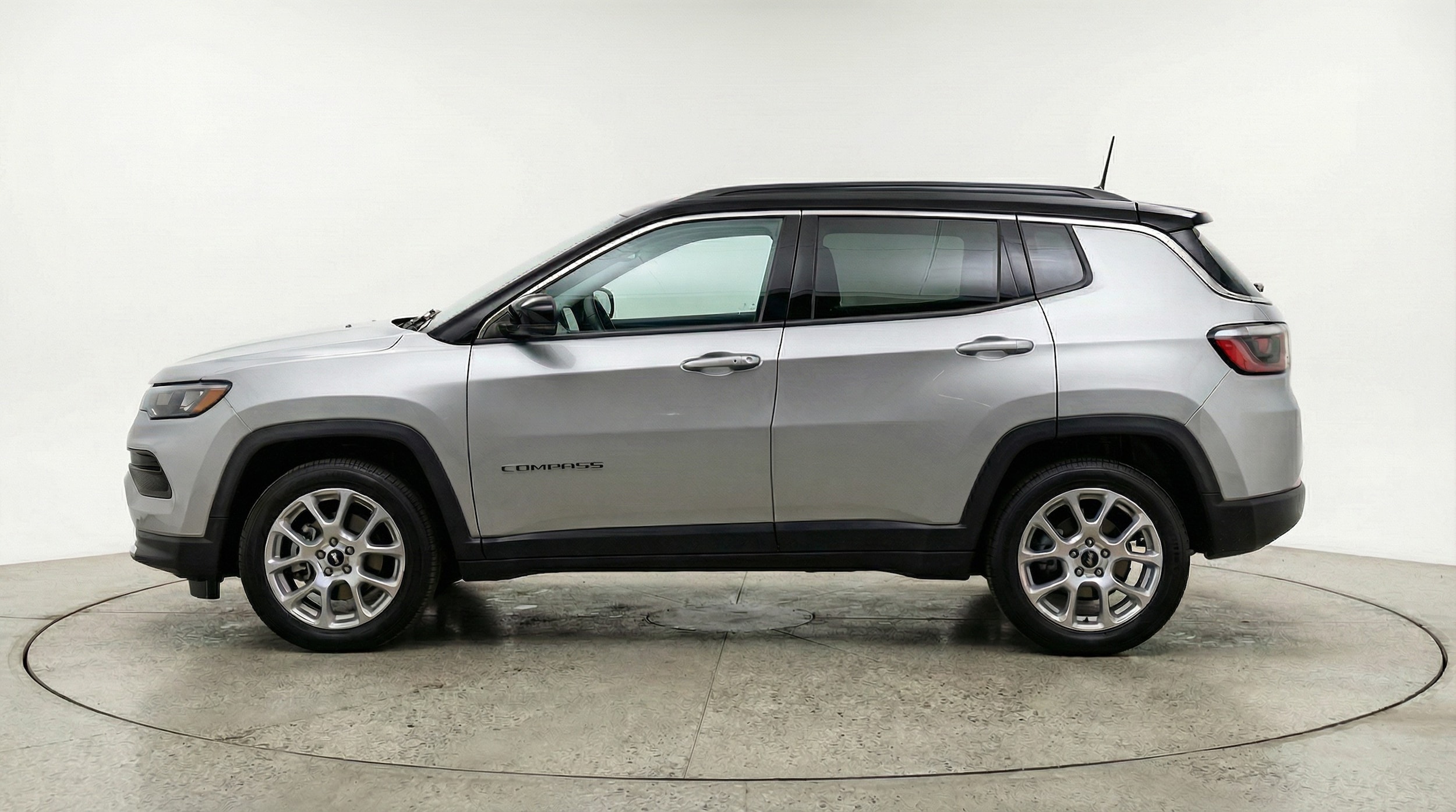Thumbnail: 2025 Jeep Compass - 4