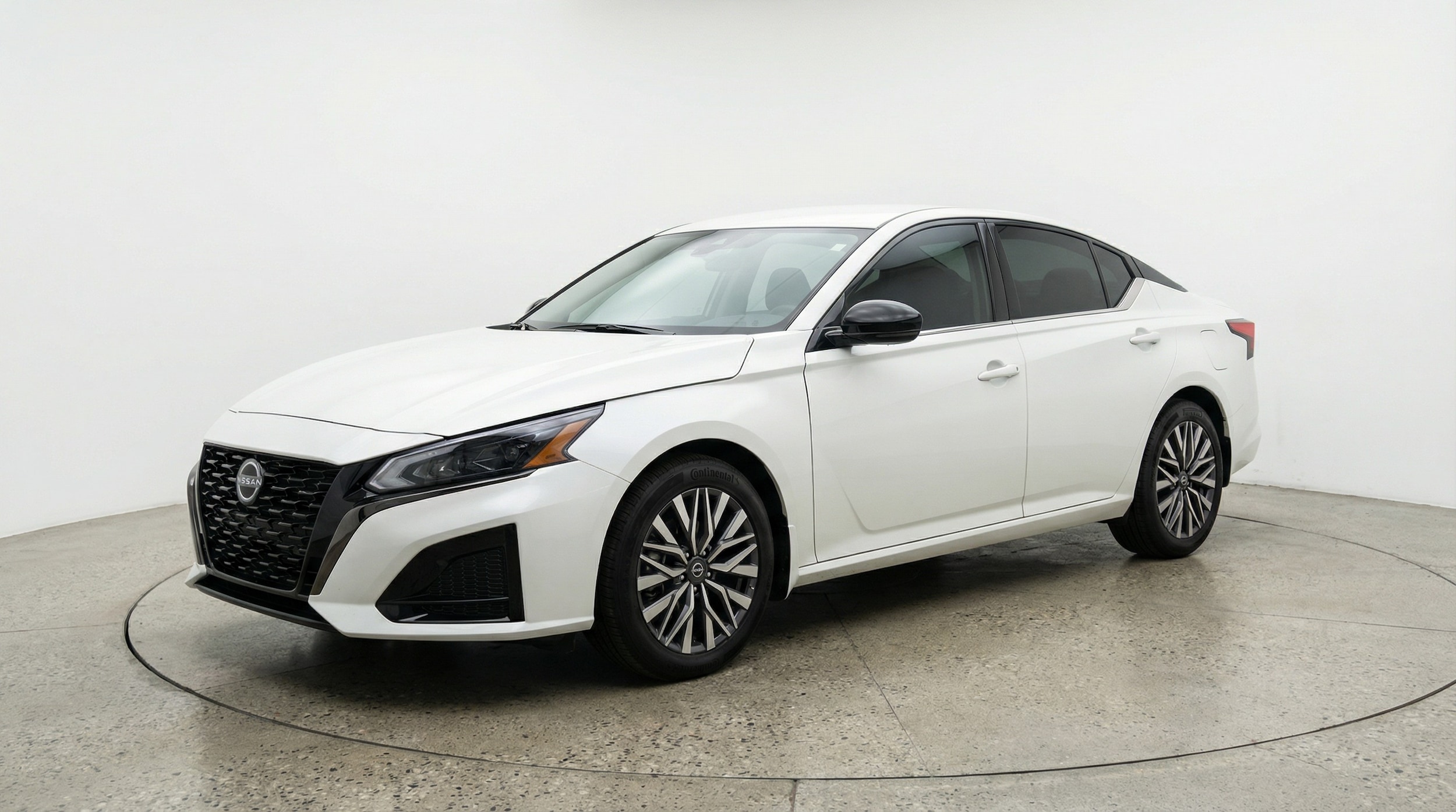 Thumbnail: 2025 Nissan Altima - 3