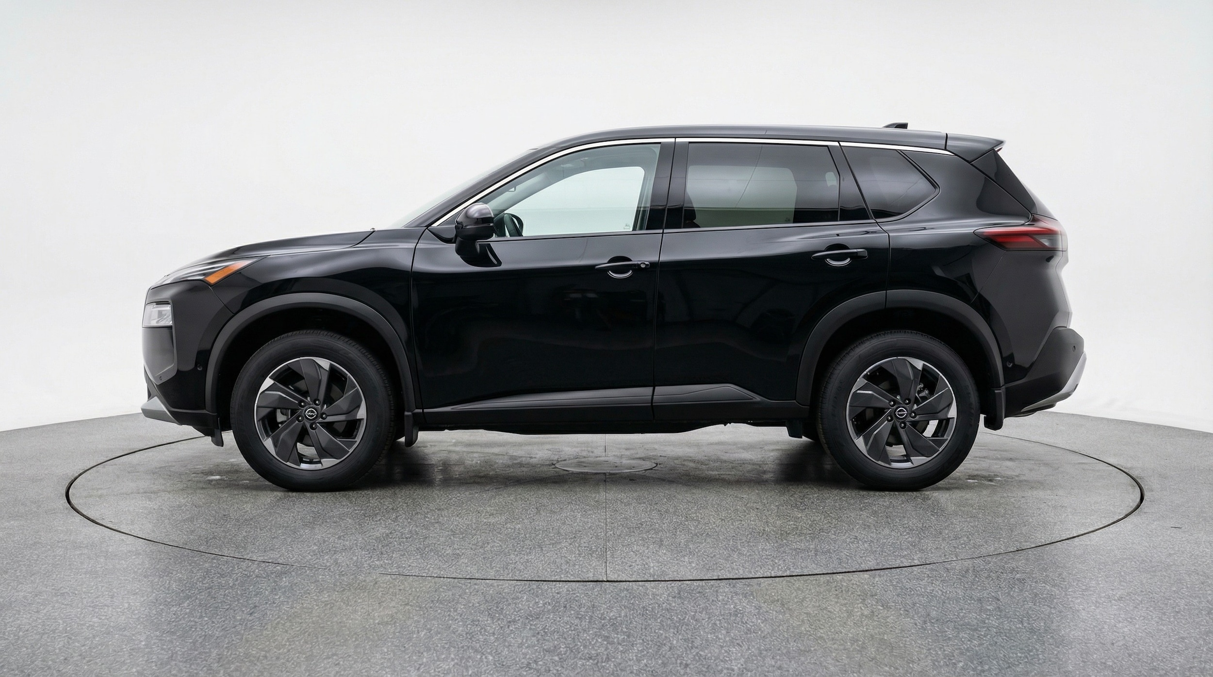 Thumbnail: 2025 Nissan Rogue - 4