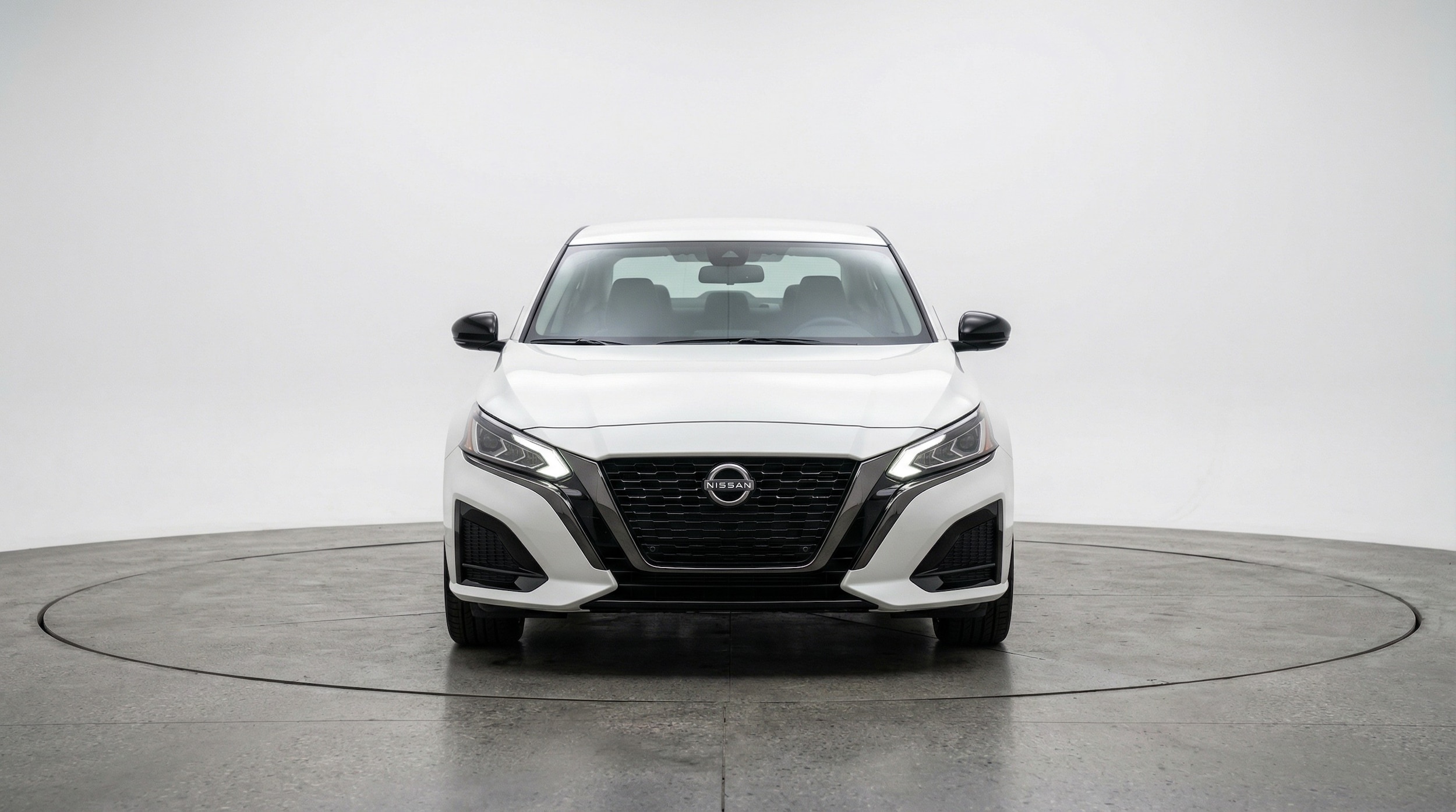 Thumbnail: 2025 Nissan Altima - 2