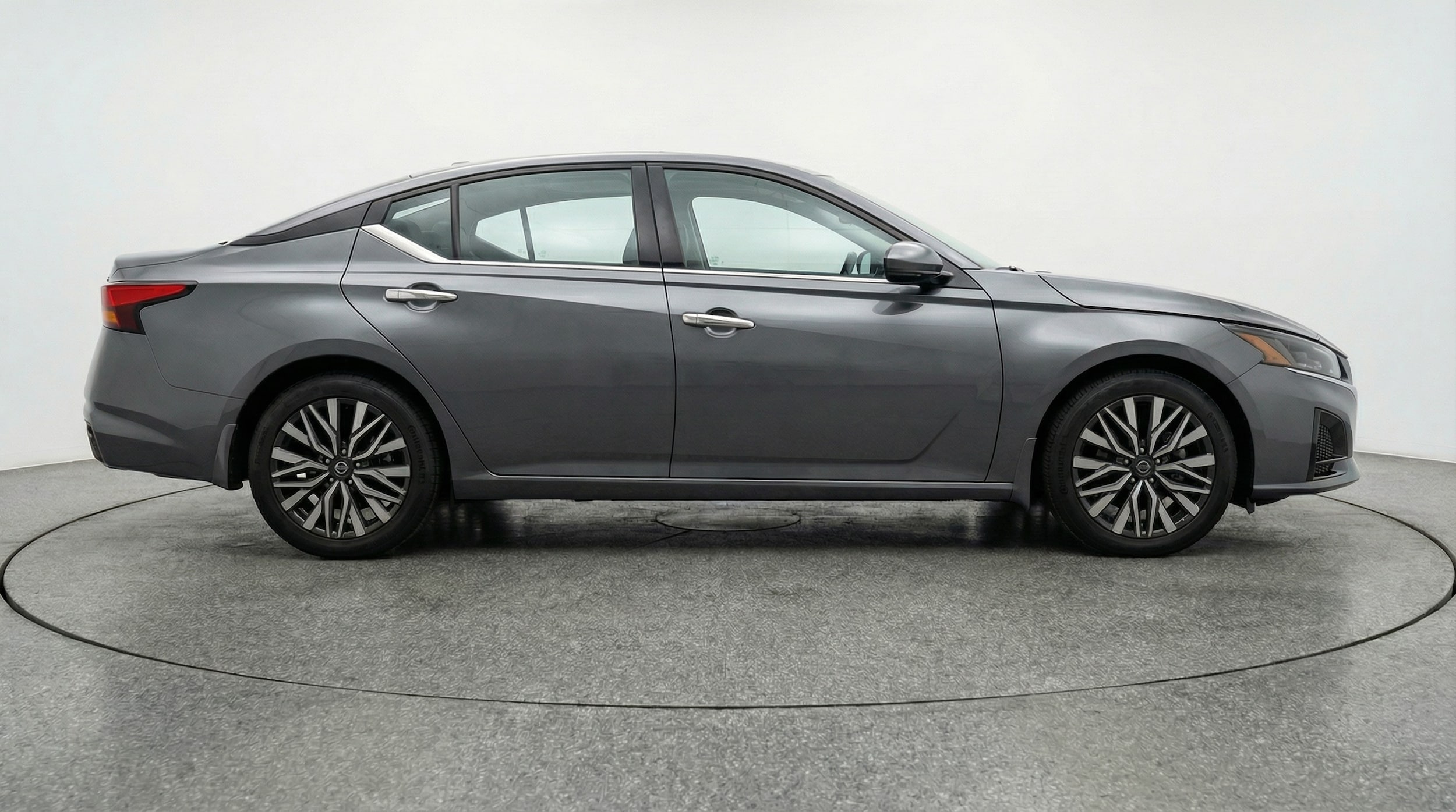 Thumbnail: 2025 Nissan Altima - 8