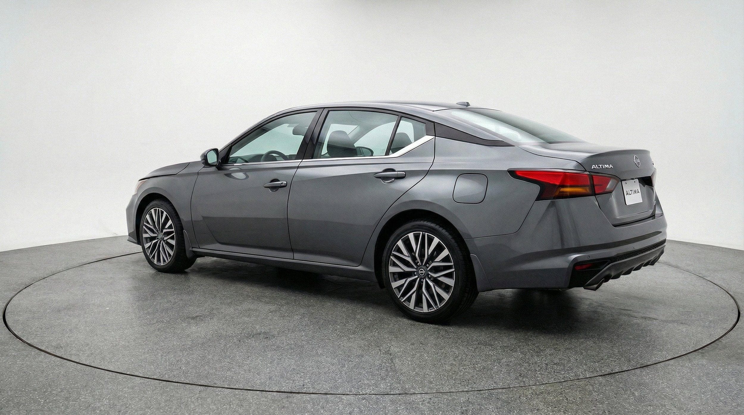 Thumbnail: 2025 Nissan Altima - 6