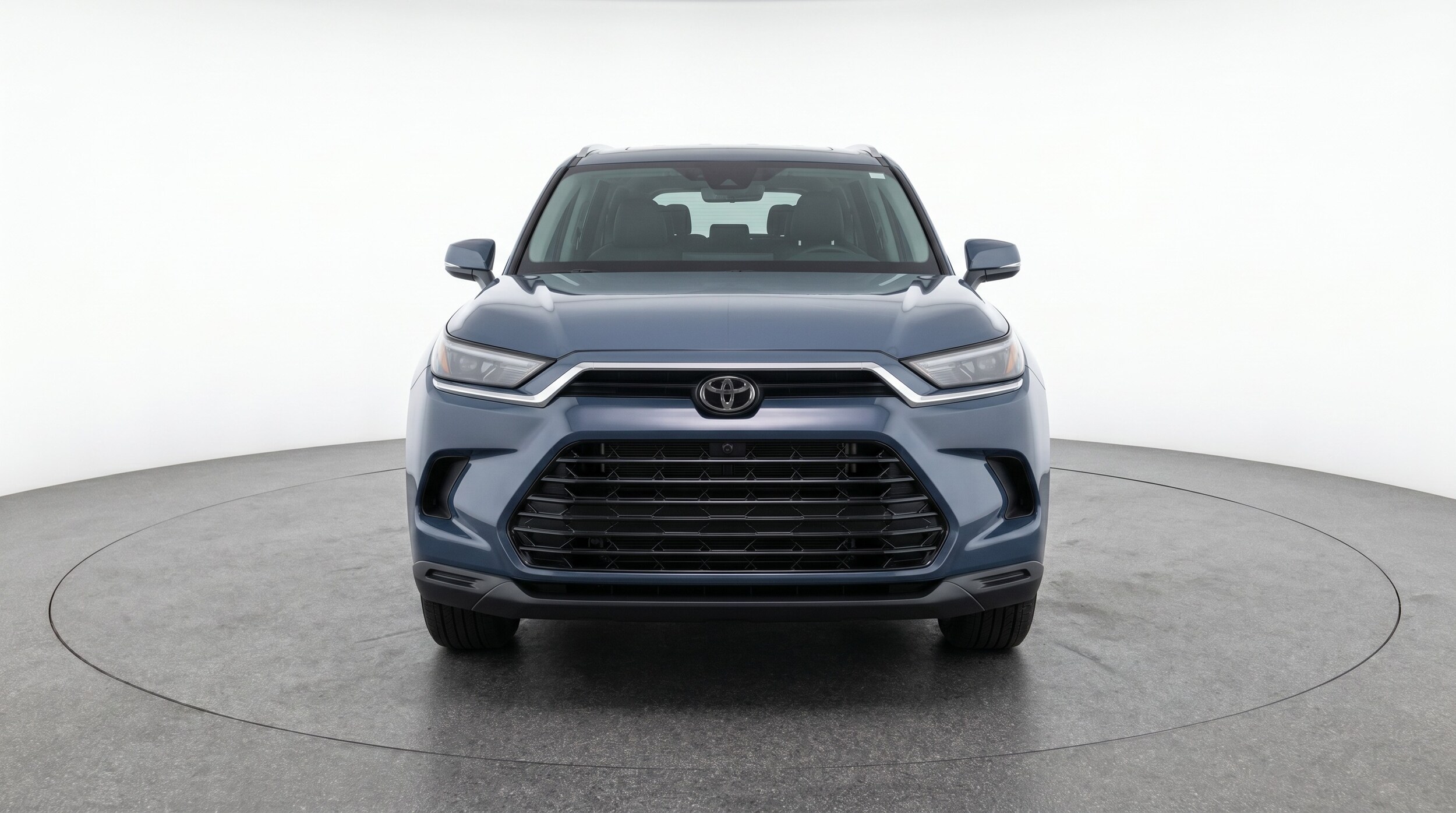 Thumbnail: 2025 Toyota Grand Highlander - 2