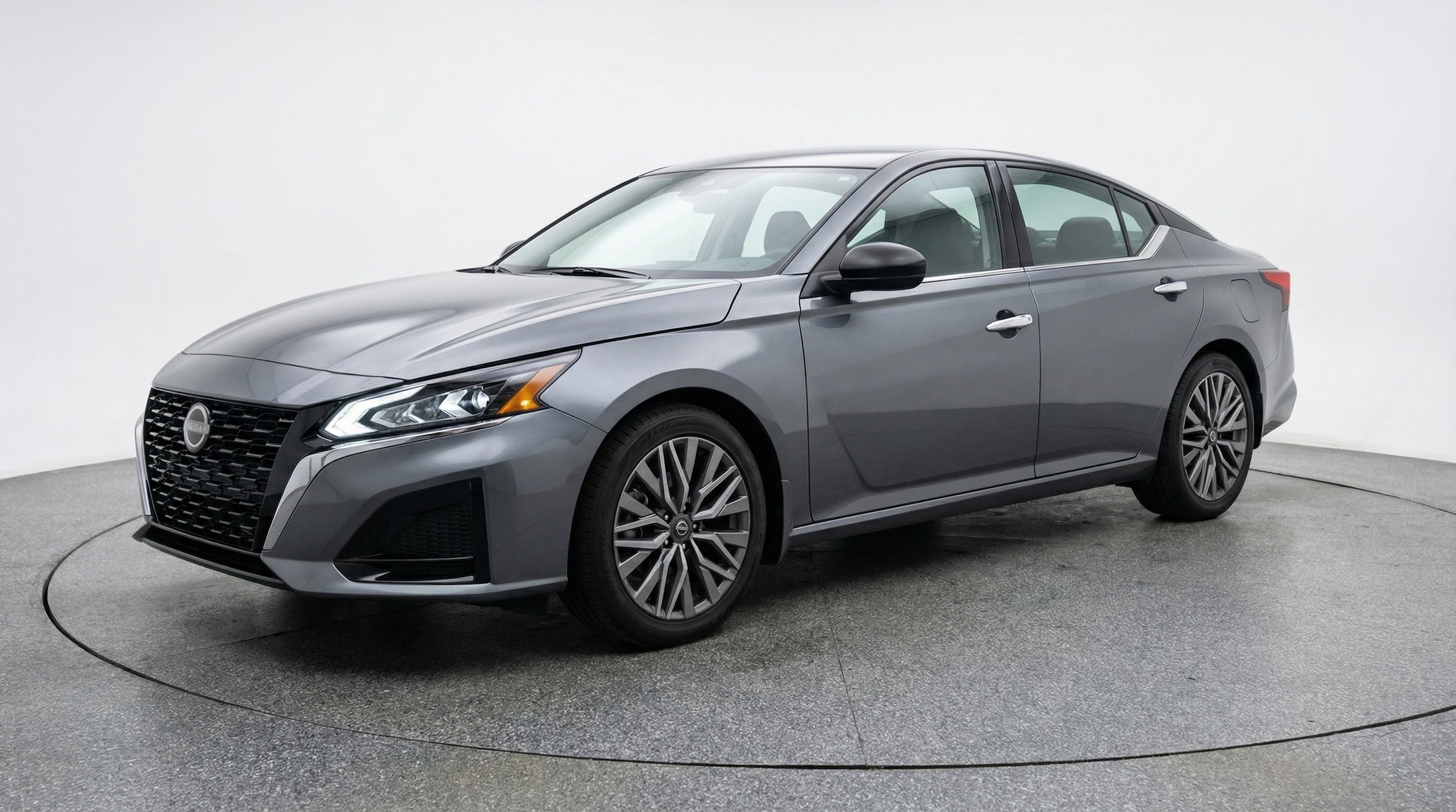 Thumbnail: 2025 Nissan Altima - 3