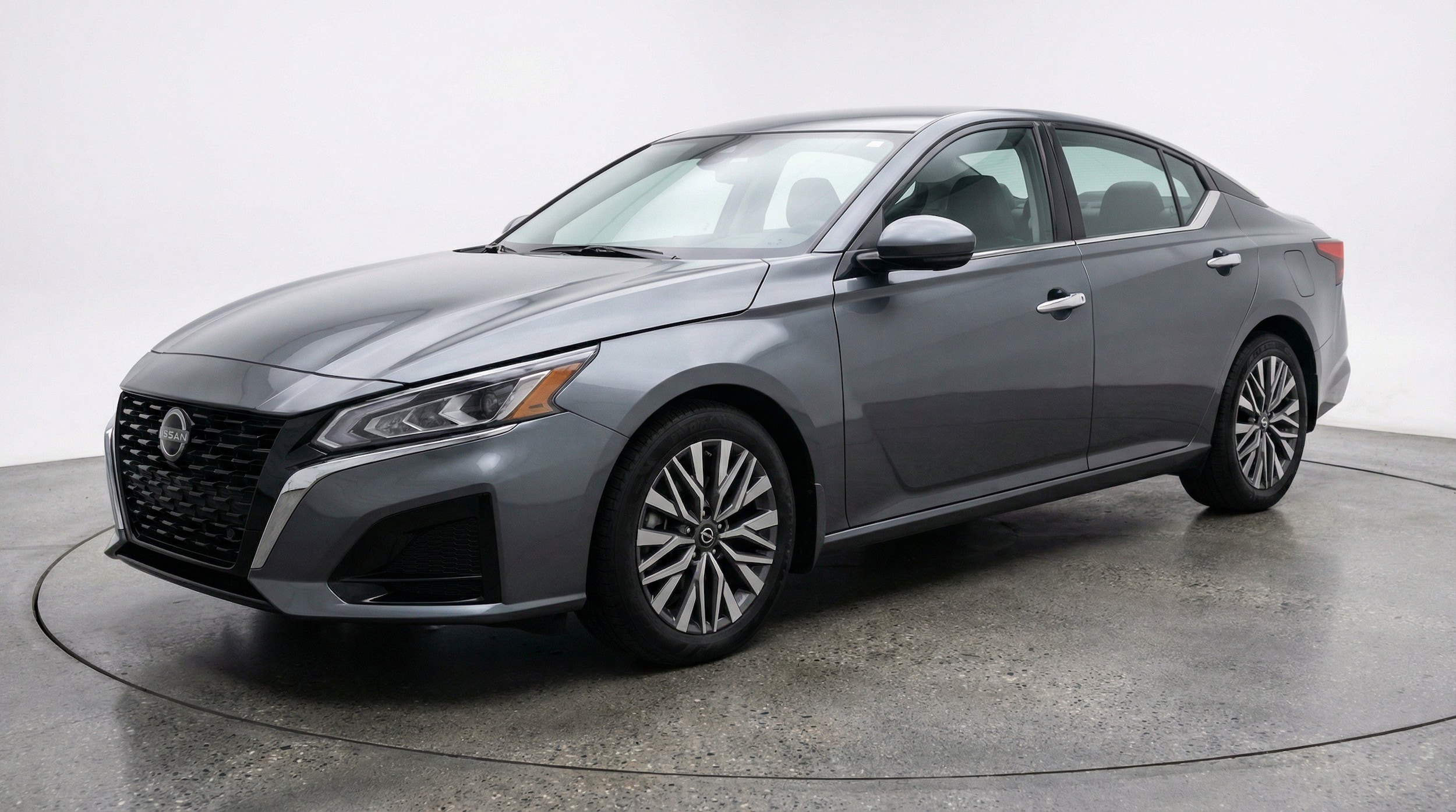 Thumbnail: 2025 Nissan Altima - 3