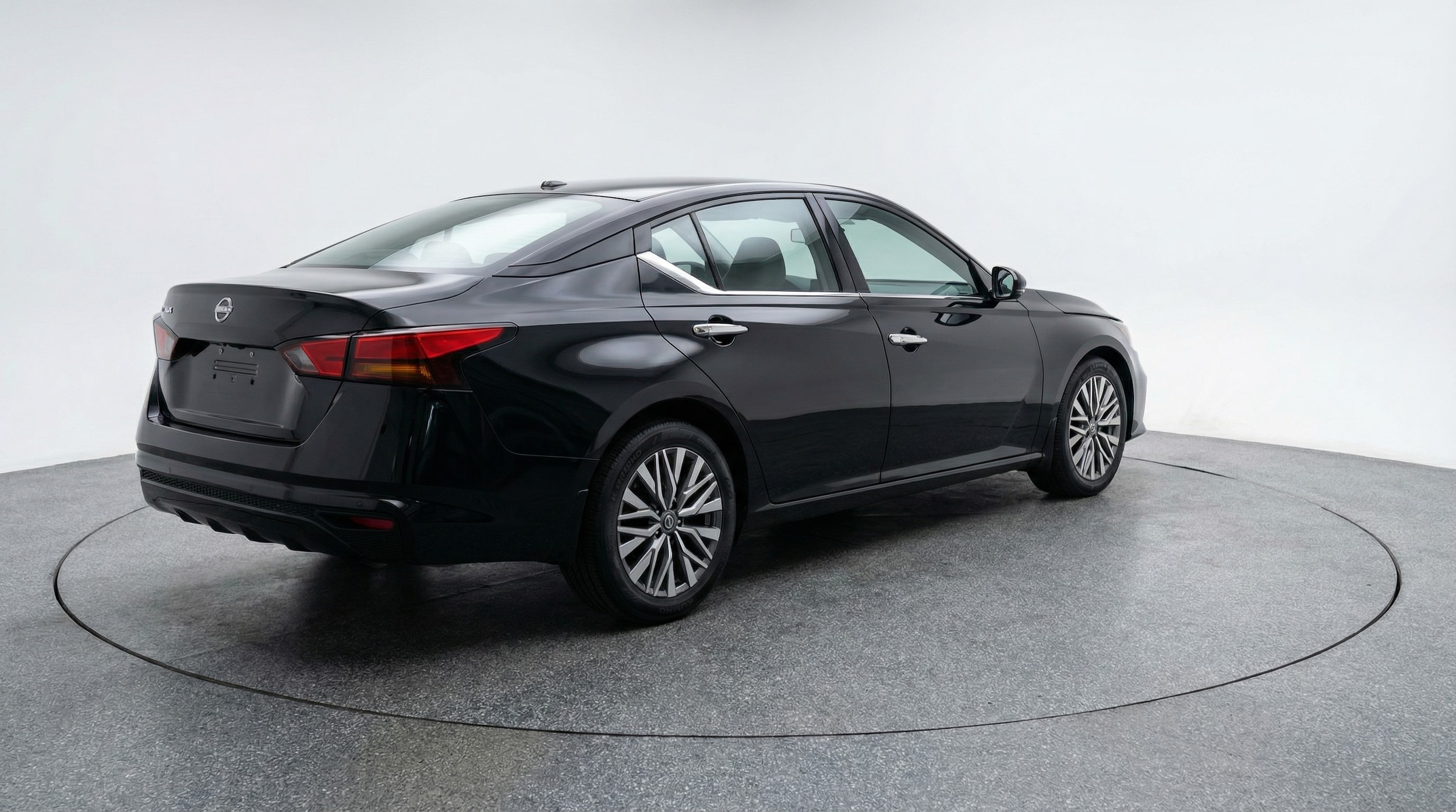 Thumbnail: 2025 Nissan Altima - 7