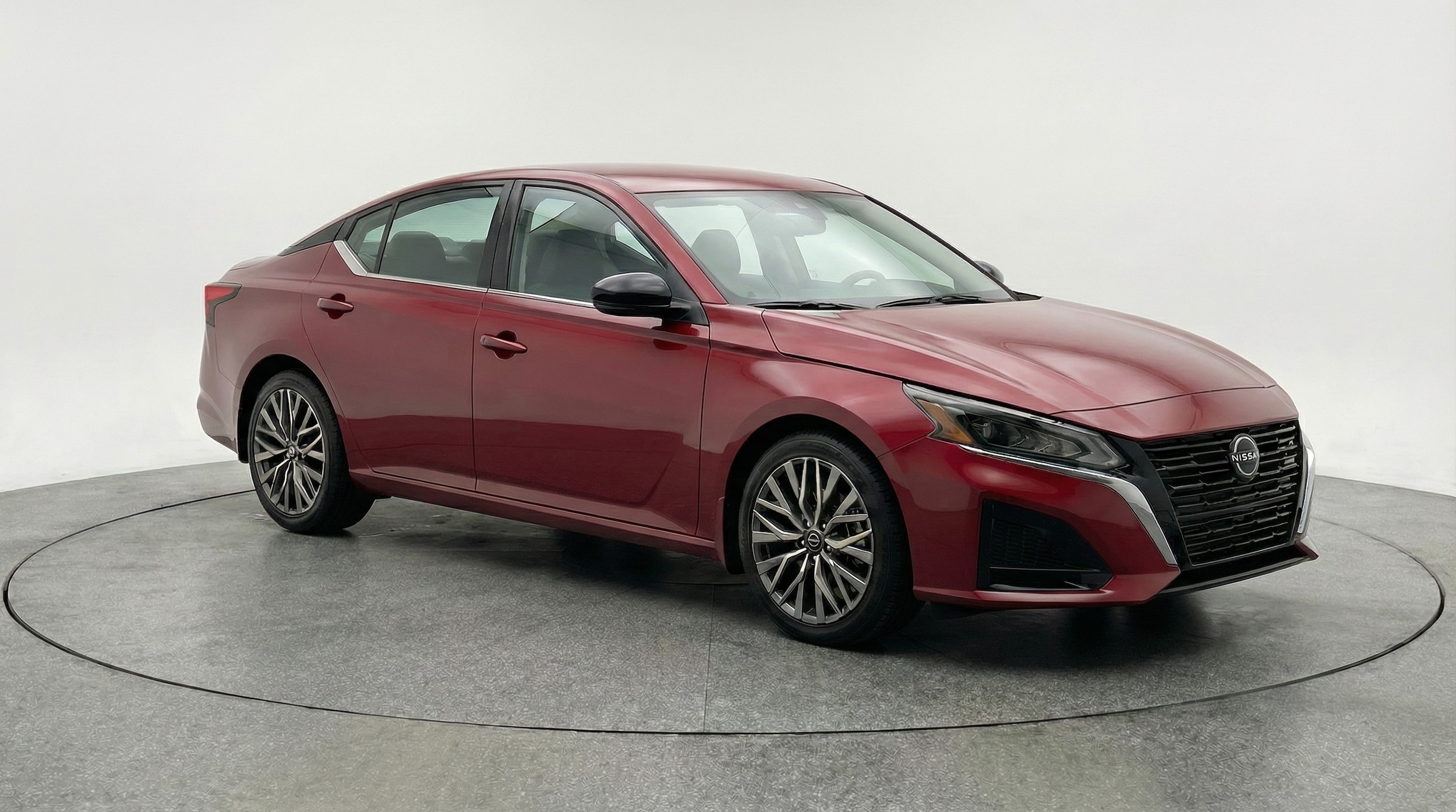 Thumbnail: 2025 Nissan Altima - 1