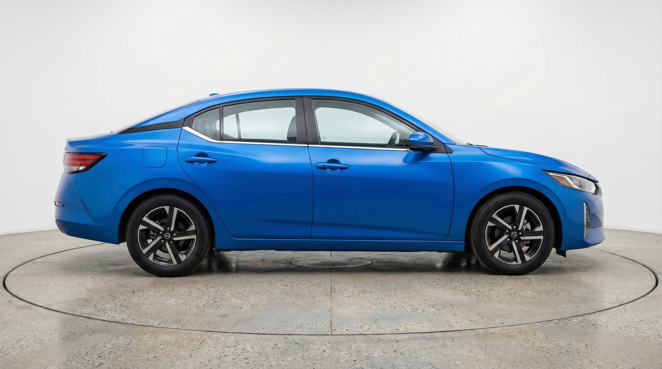 Thumbnail: 2025 Nissan Sentra - 8